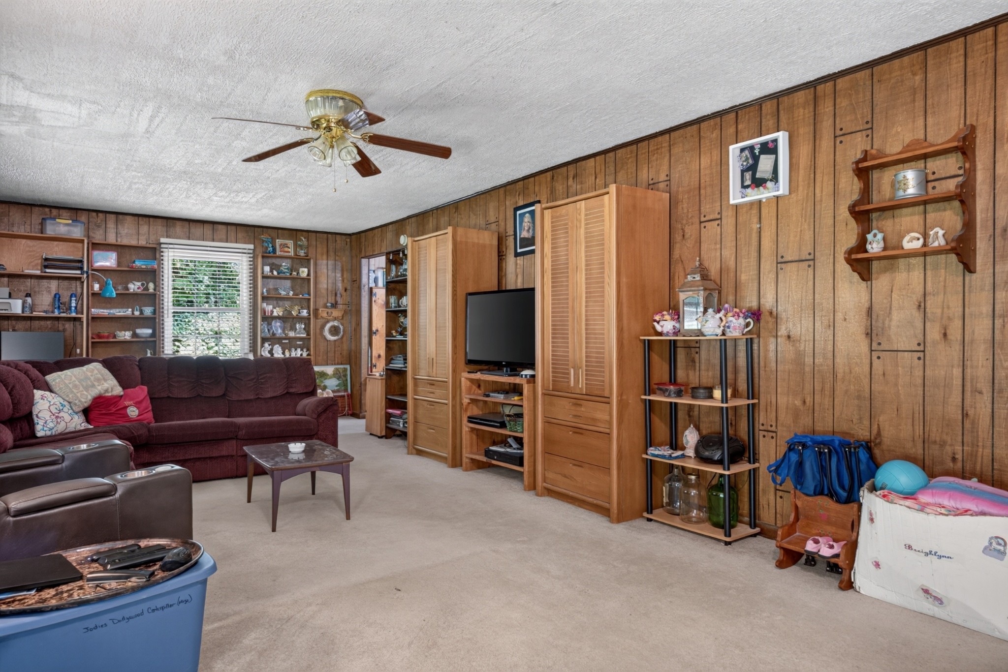 582 Spencer Dr Property Photo 10