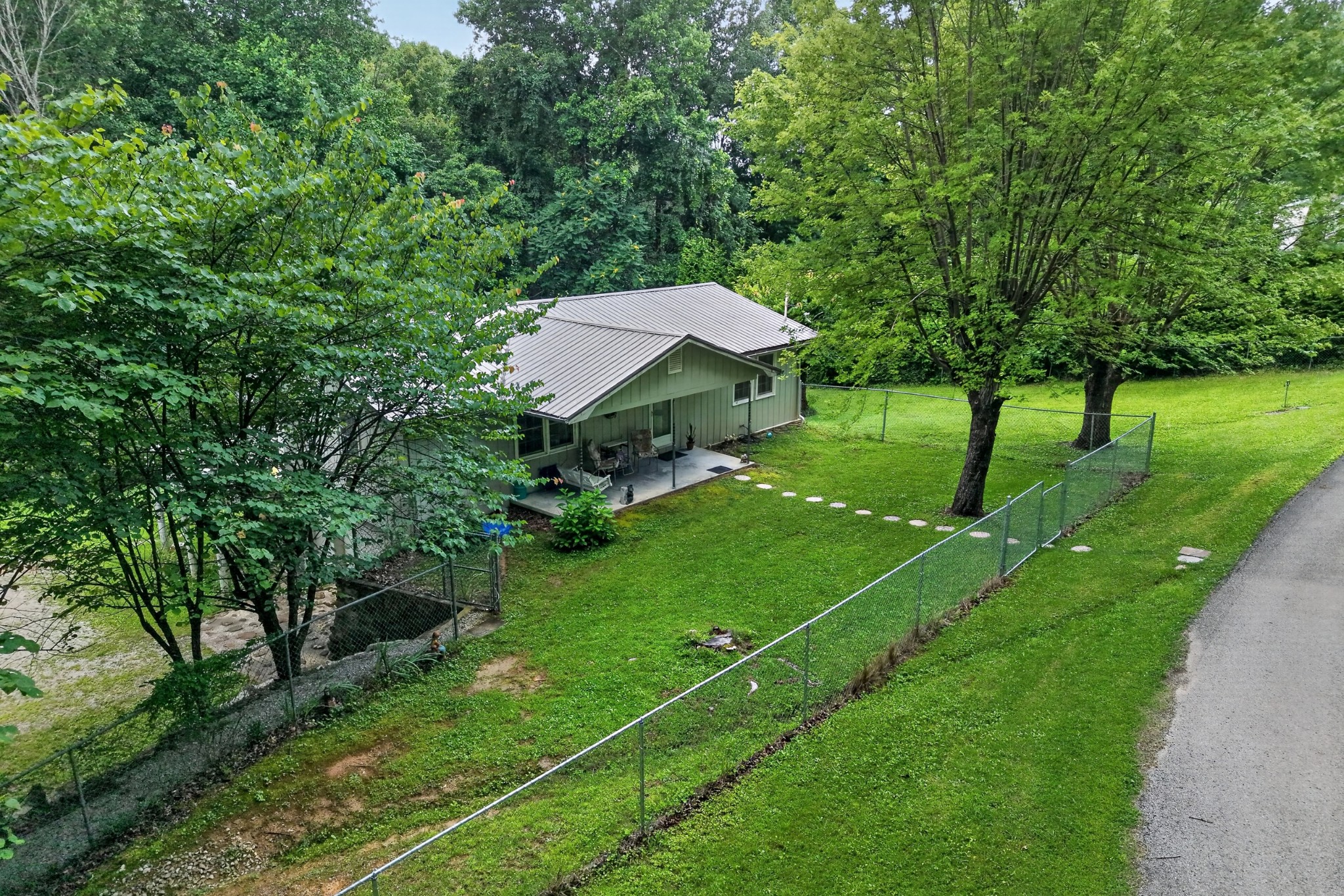 582 Spencer Dr Property Photo 49