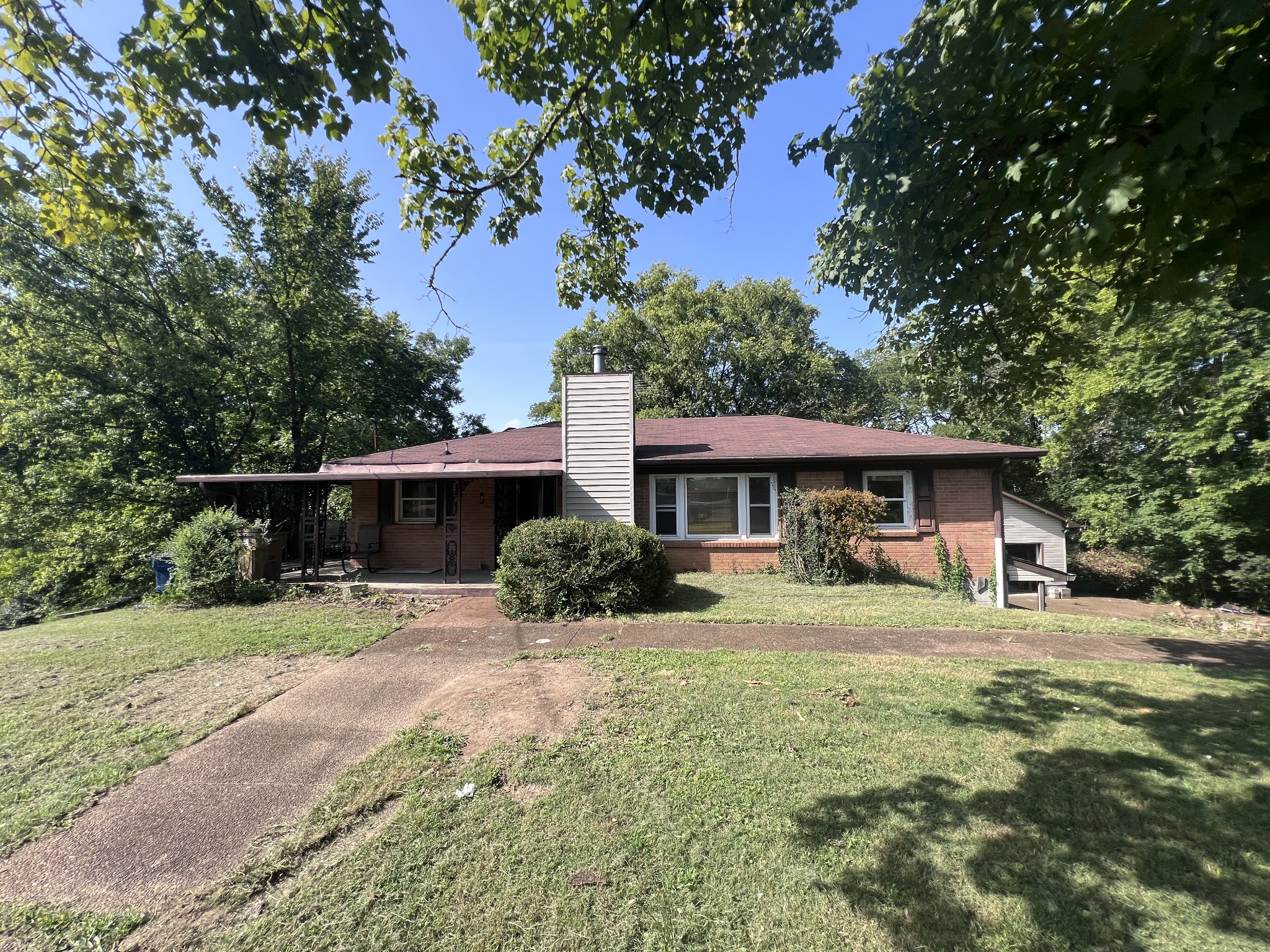 221 Pear Orchard Dr Property Photo 1