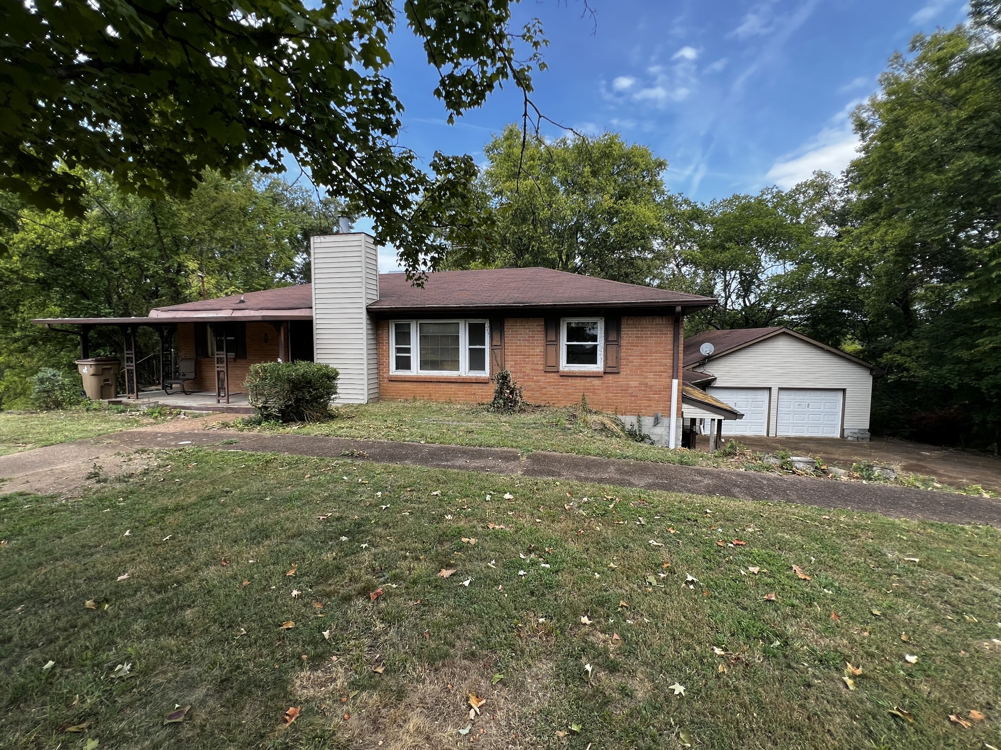 221 Pear Orchard Dr Property Photo 1