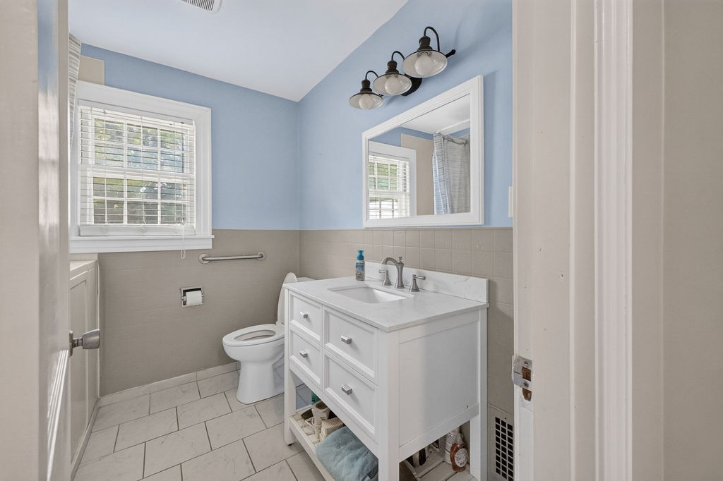 309 Florida Ave Property Photo 24