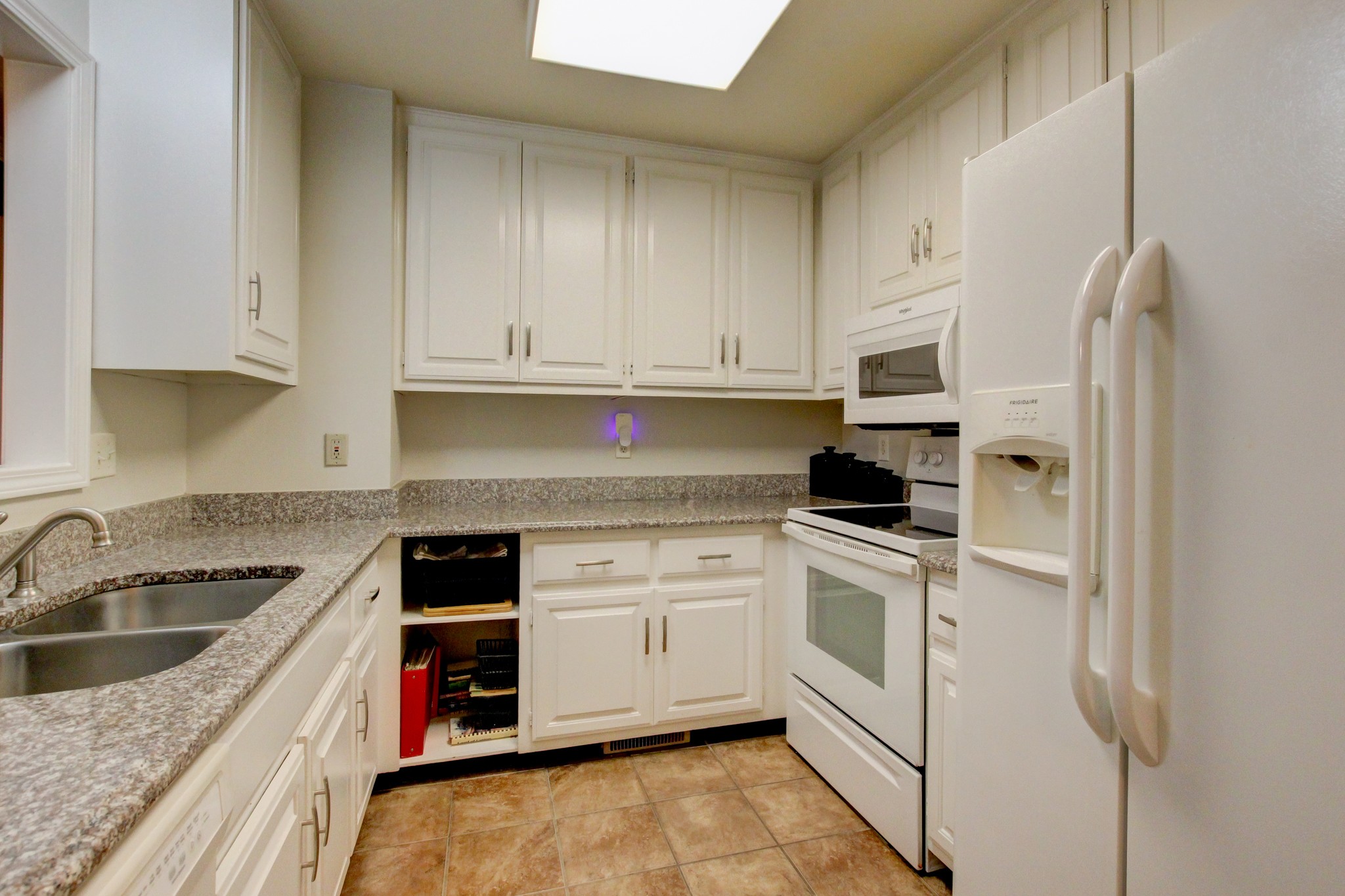 1818 Memorial Dr Property Photo 22