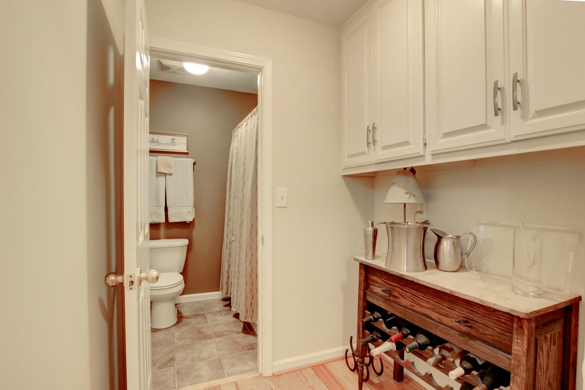 1818 Memorial Dr Property Photo 25