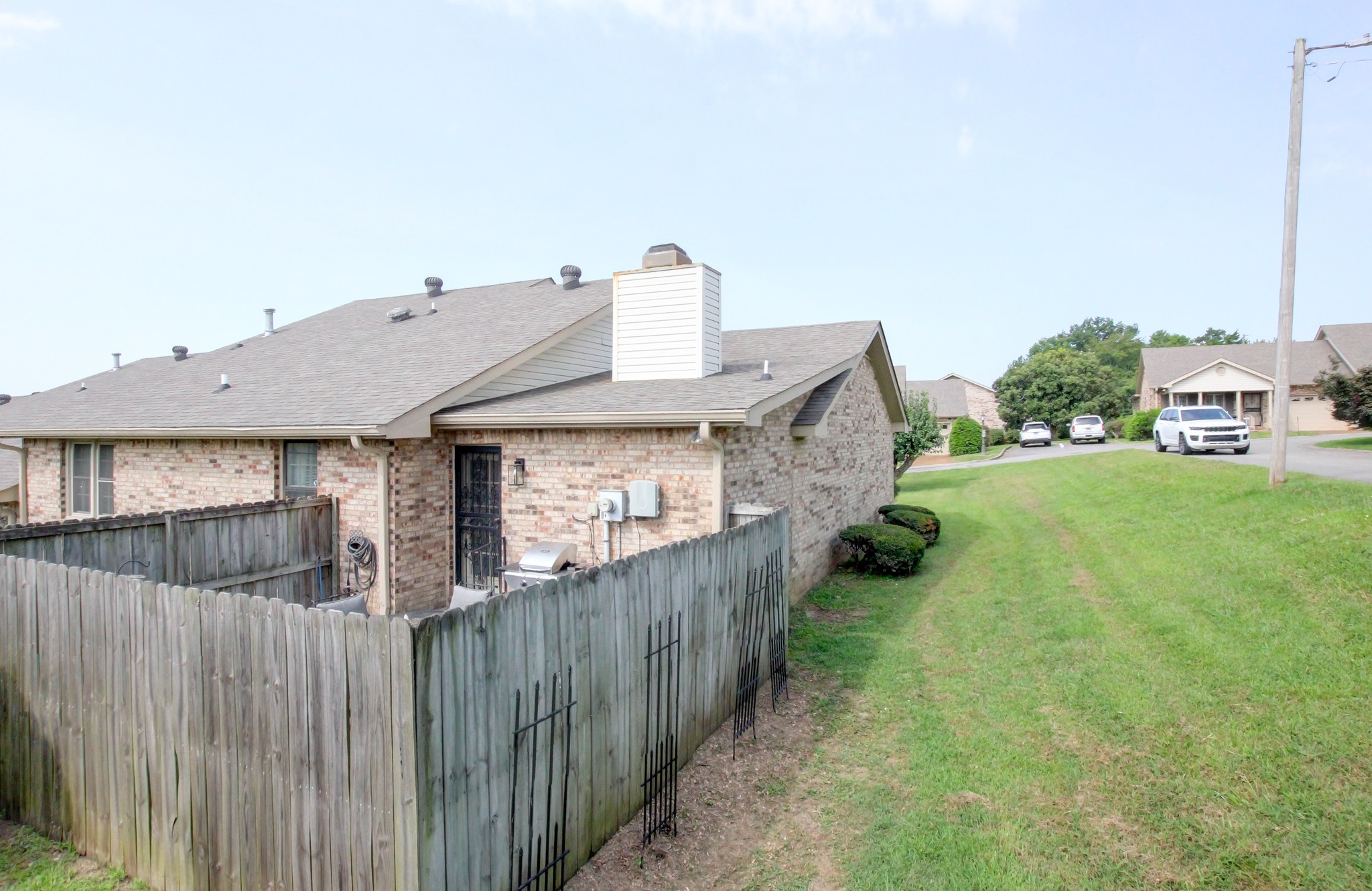 1818 Memorial Dr Property Photo 43