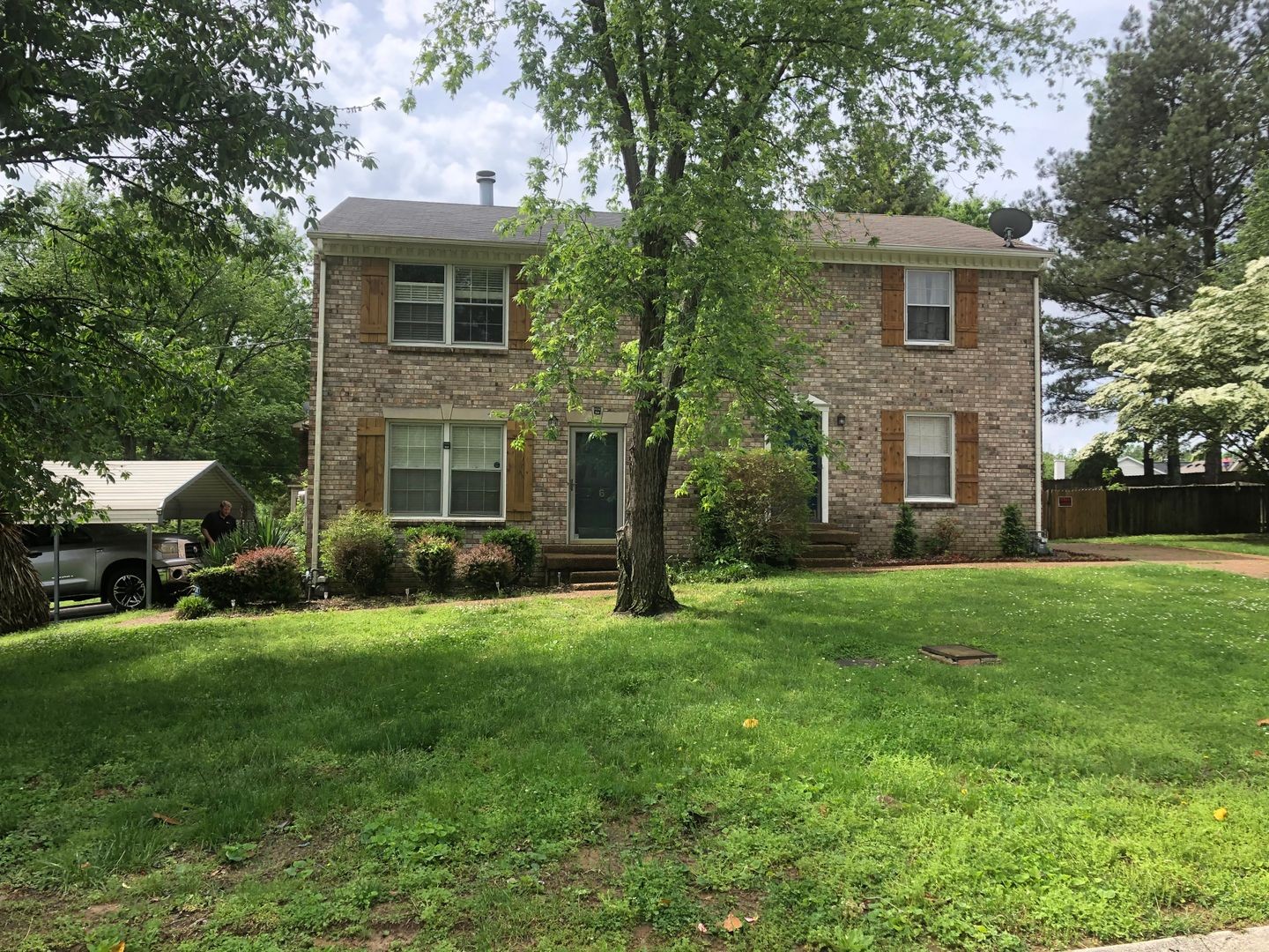 906 Hammack Dr Property Photo 1