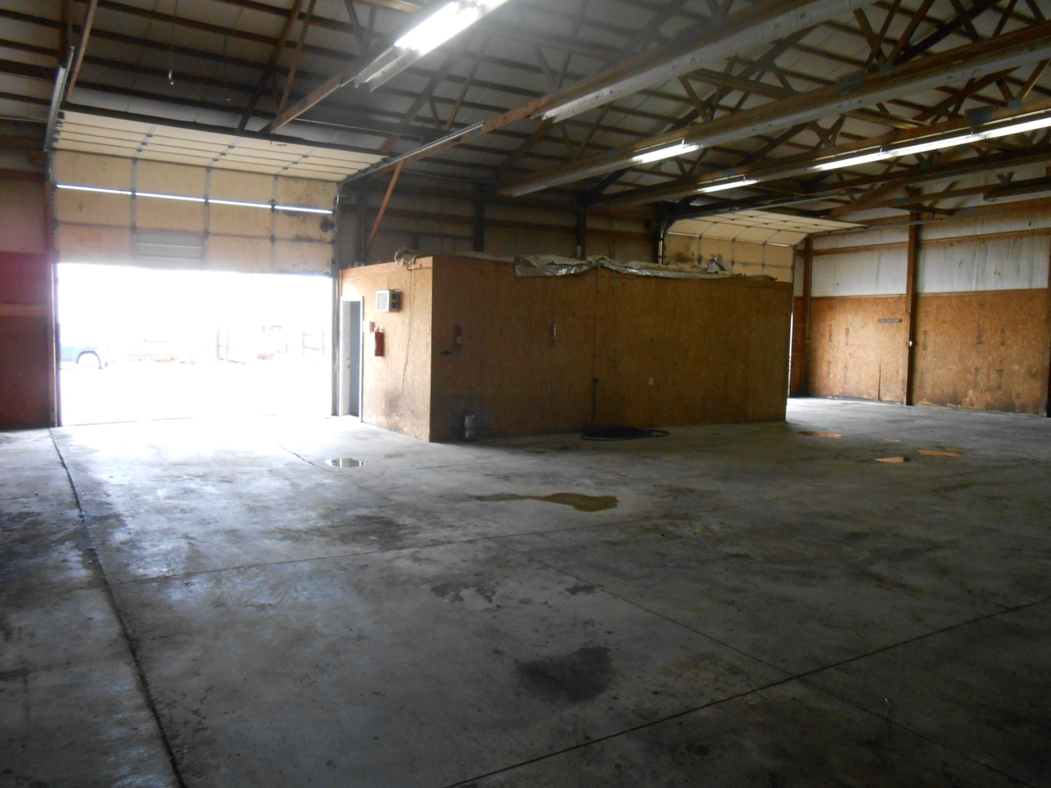 171 Factory St Property Photo 3