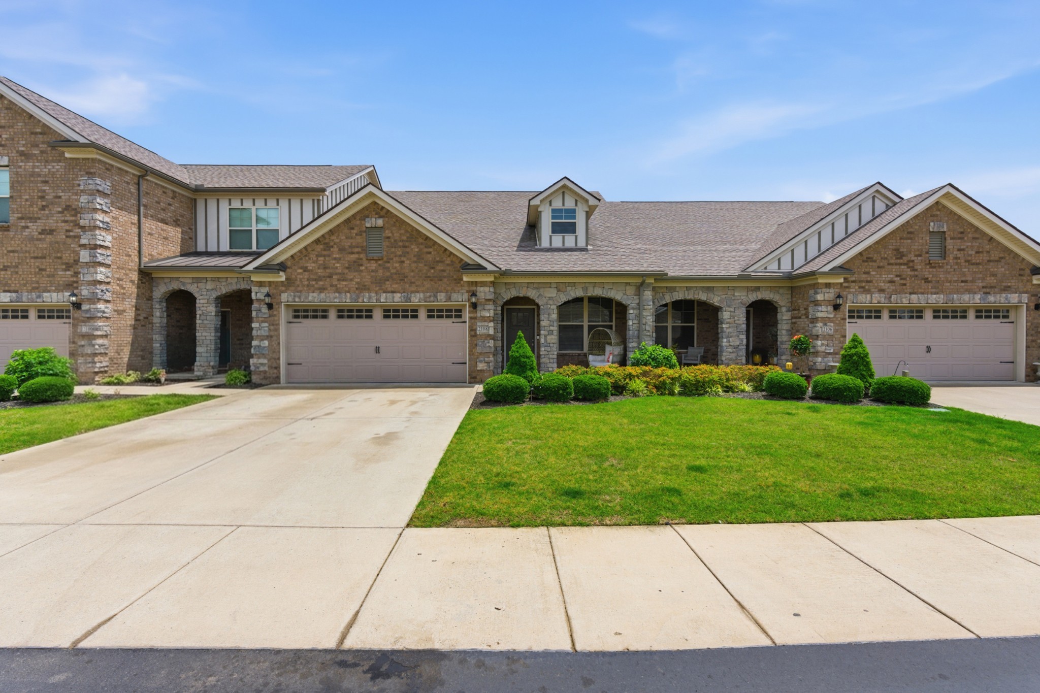 2108 Halfmoon Way Property Photo 1