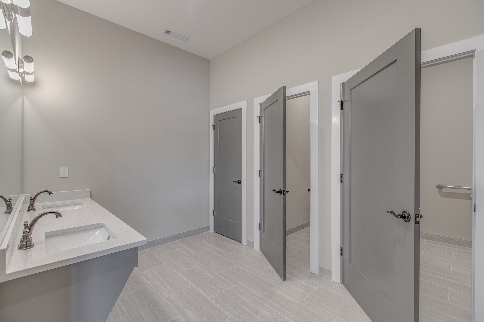 514 Haviture Way Property Photo 35
