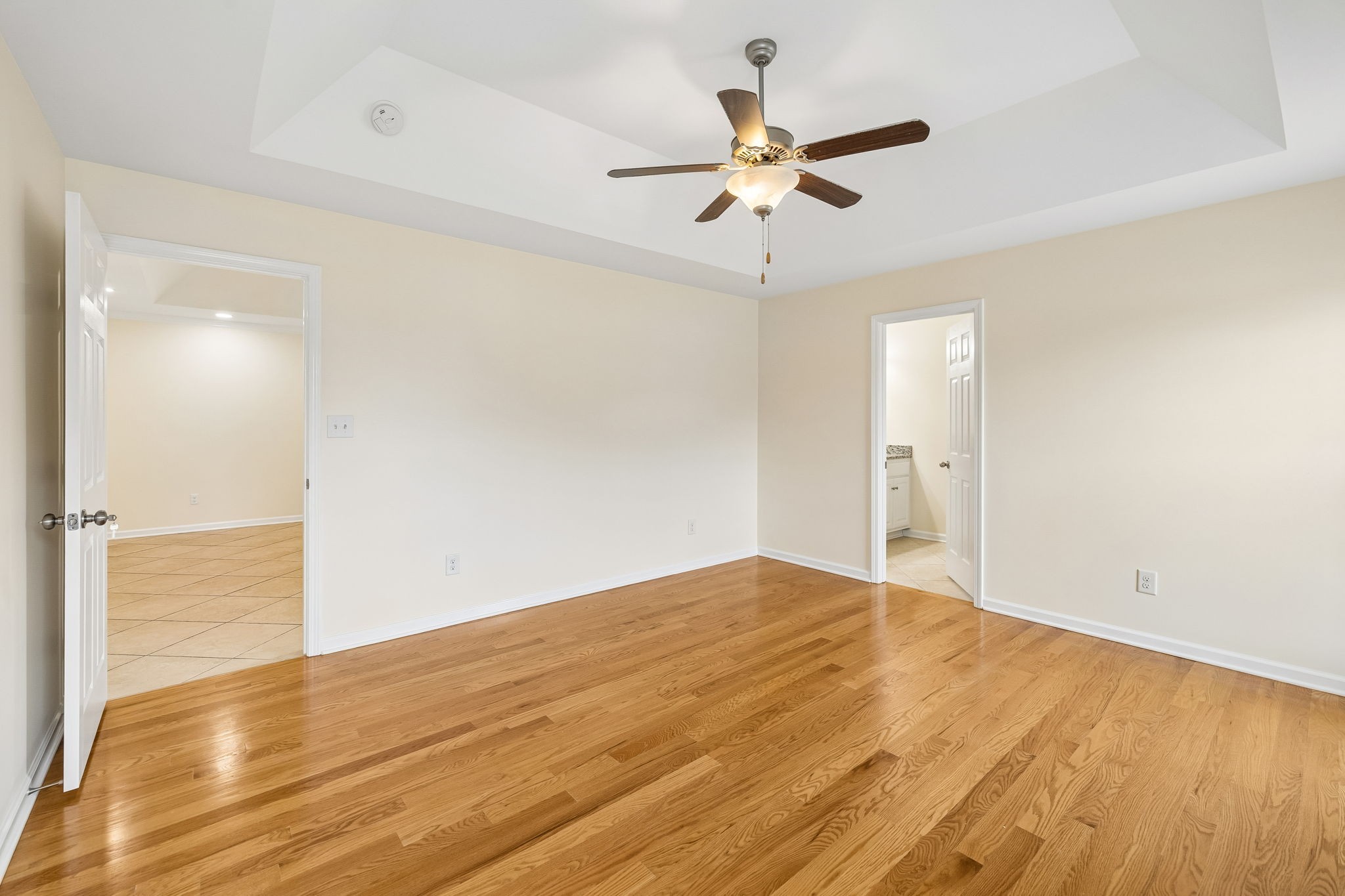 133 Beacon St Property Photo 19
