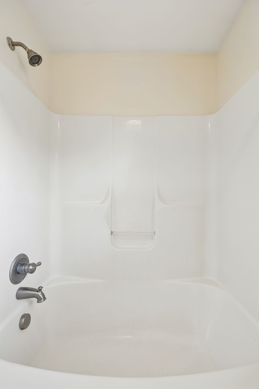 133 Beacon St Property Photo 22