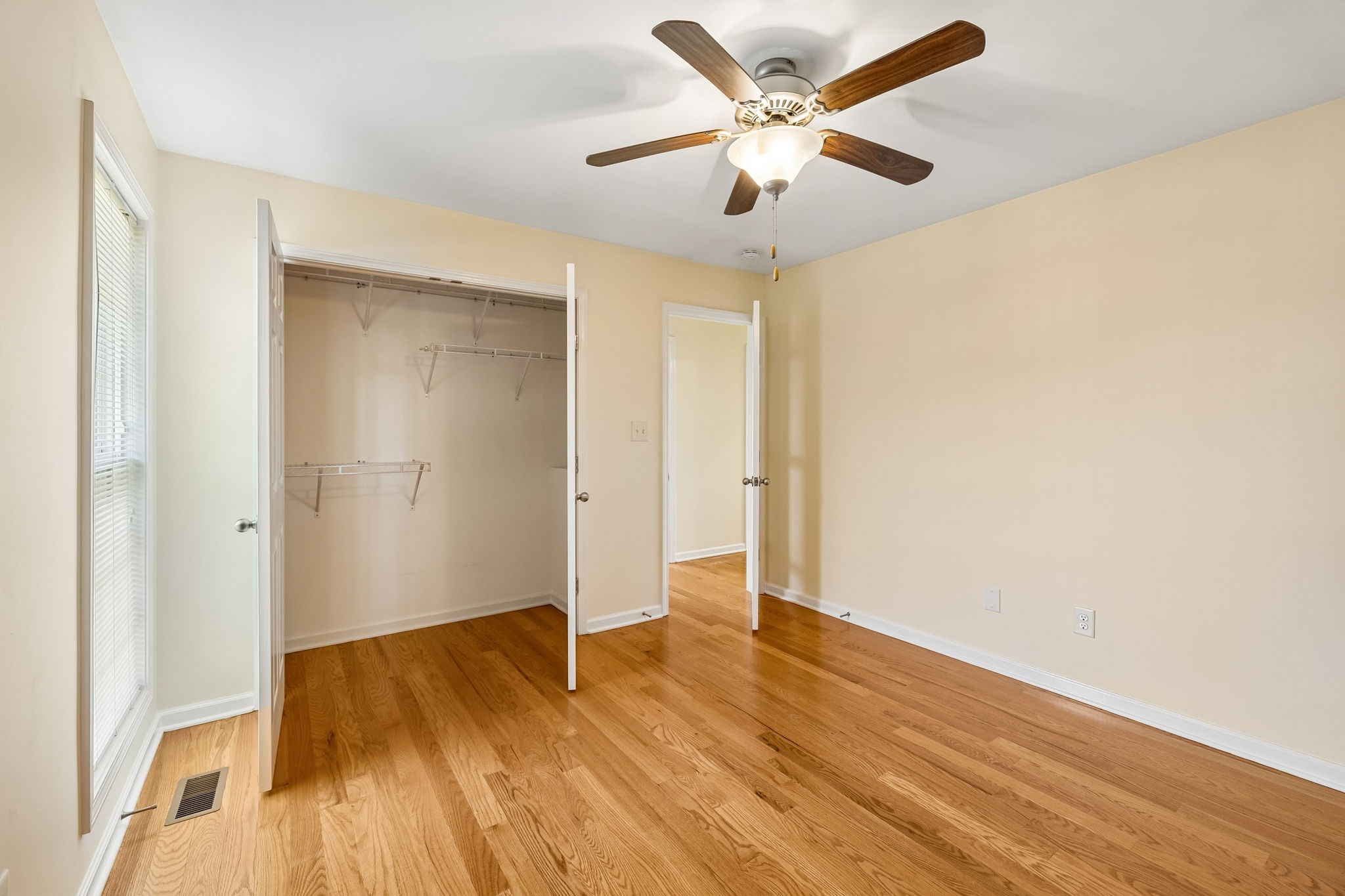 133 Beacon St Property Photo 25