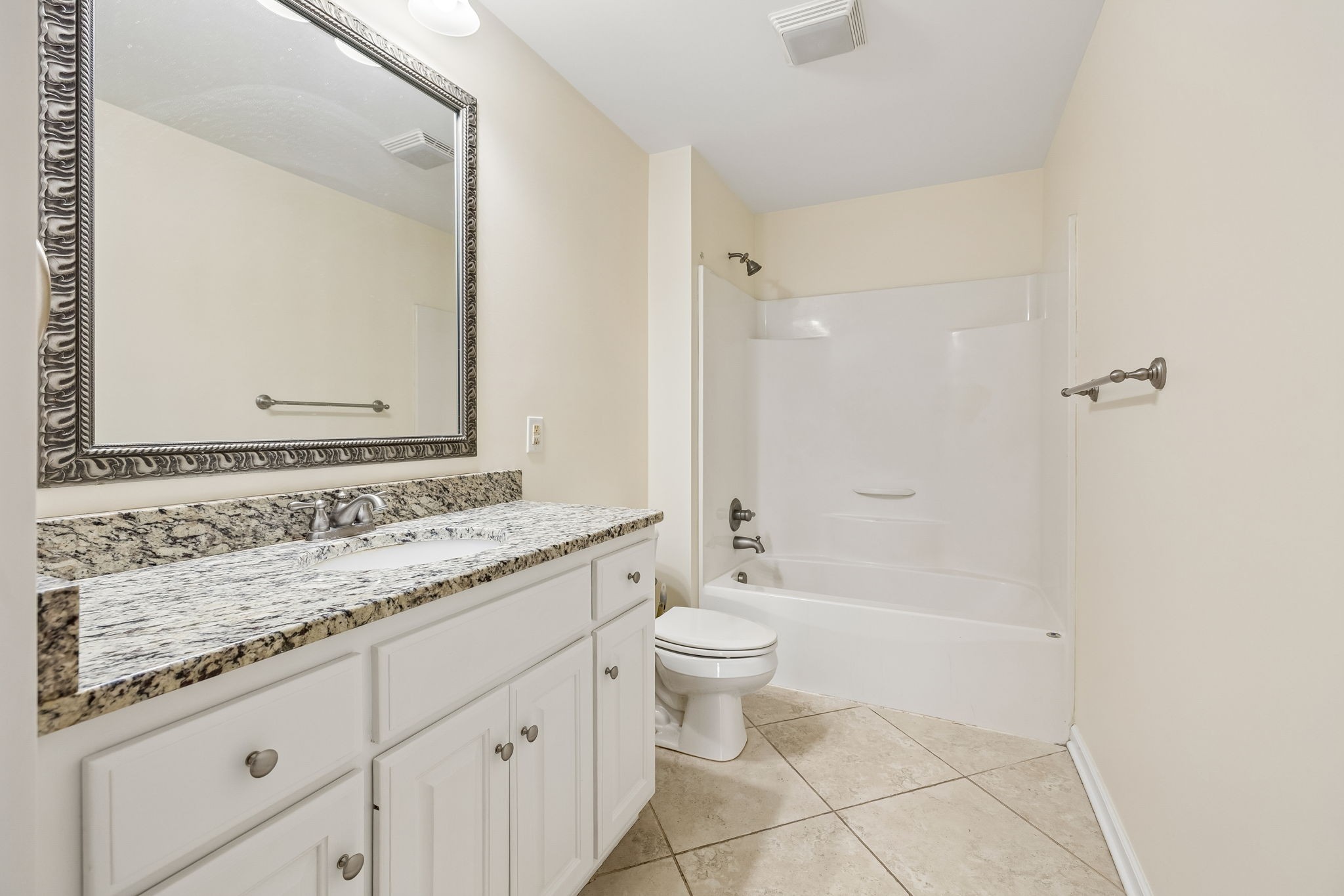 133 Beacon St Property Photo 26