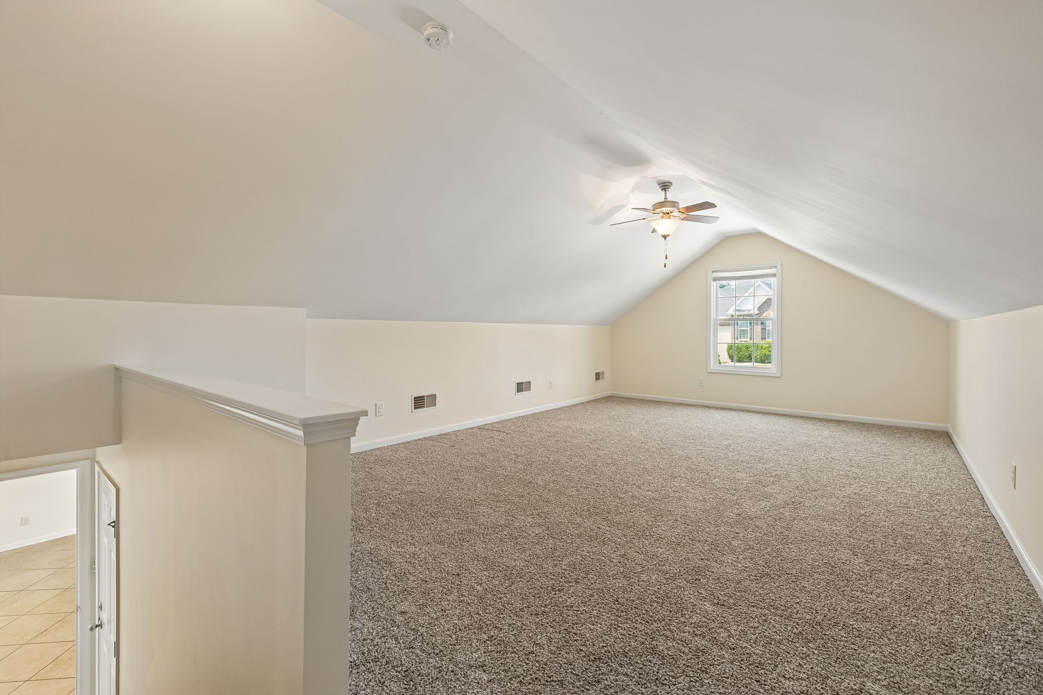 133 Beacon St Property Photo 31
