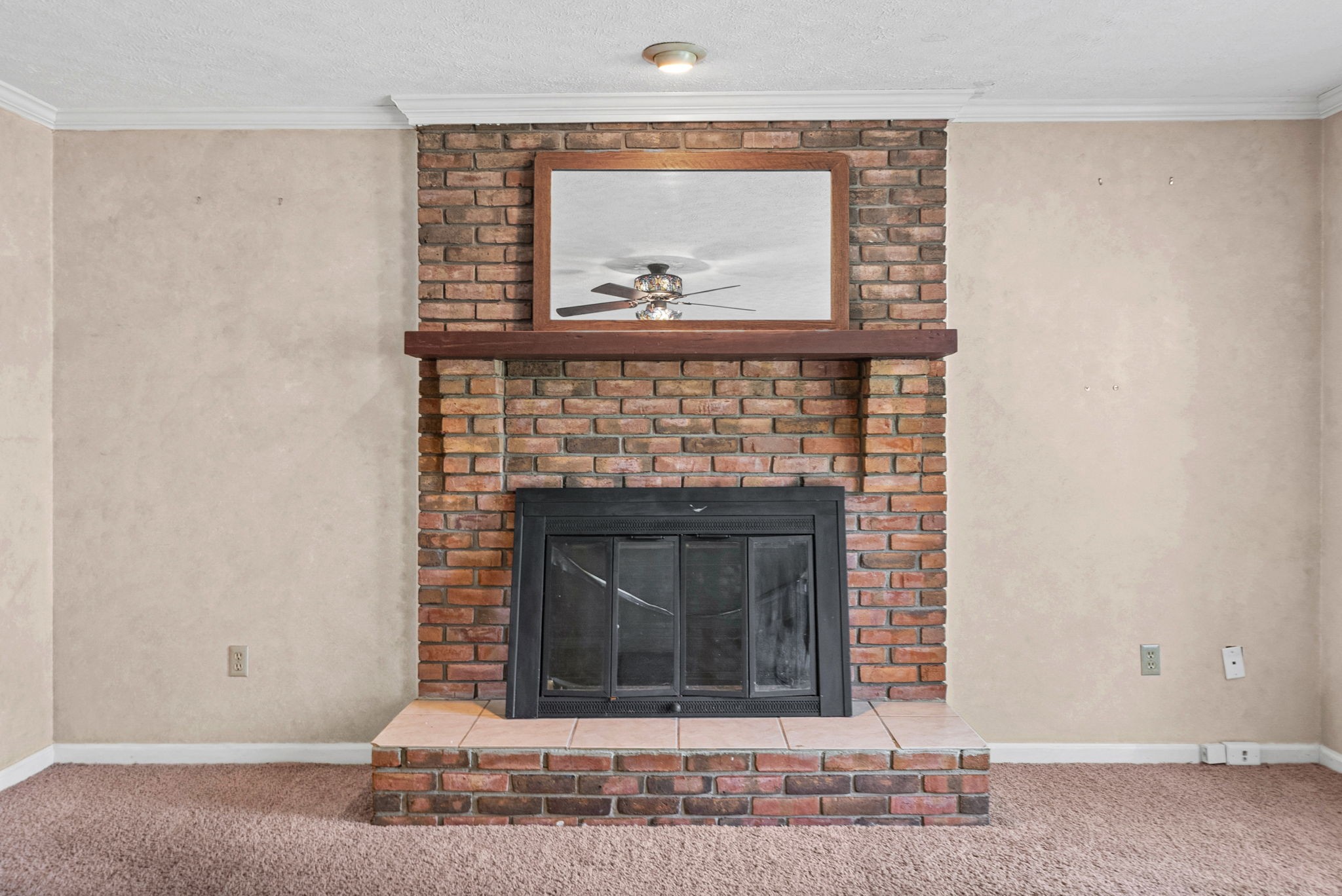 405 Hunter Pl Property Photo 6