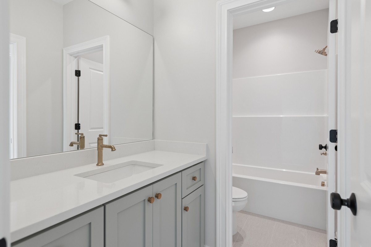 4015 Forestside Dr Property Photo 29