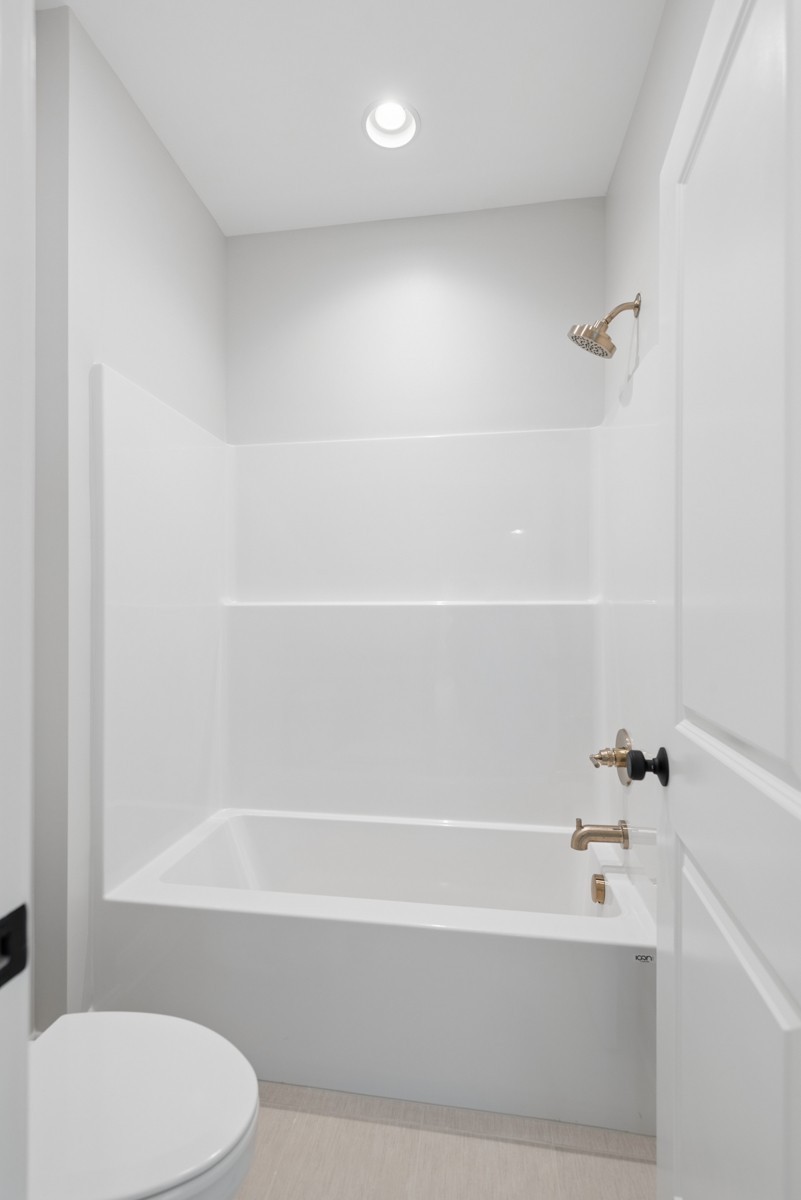 4015 Forestside Dr Property Photo 30