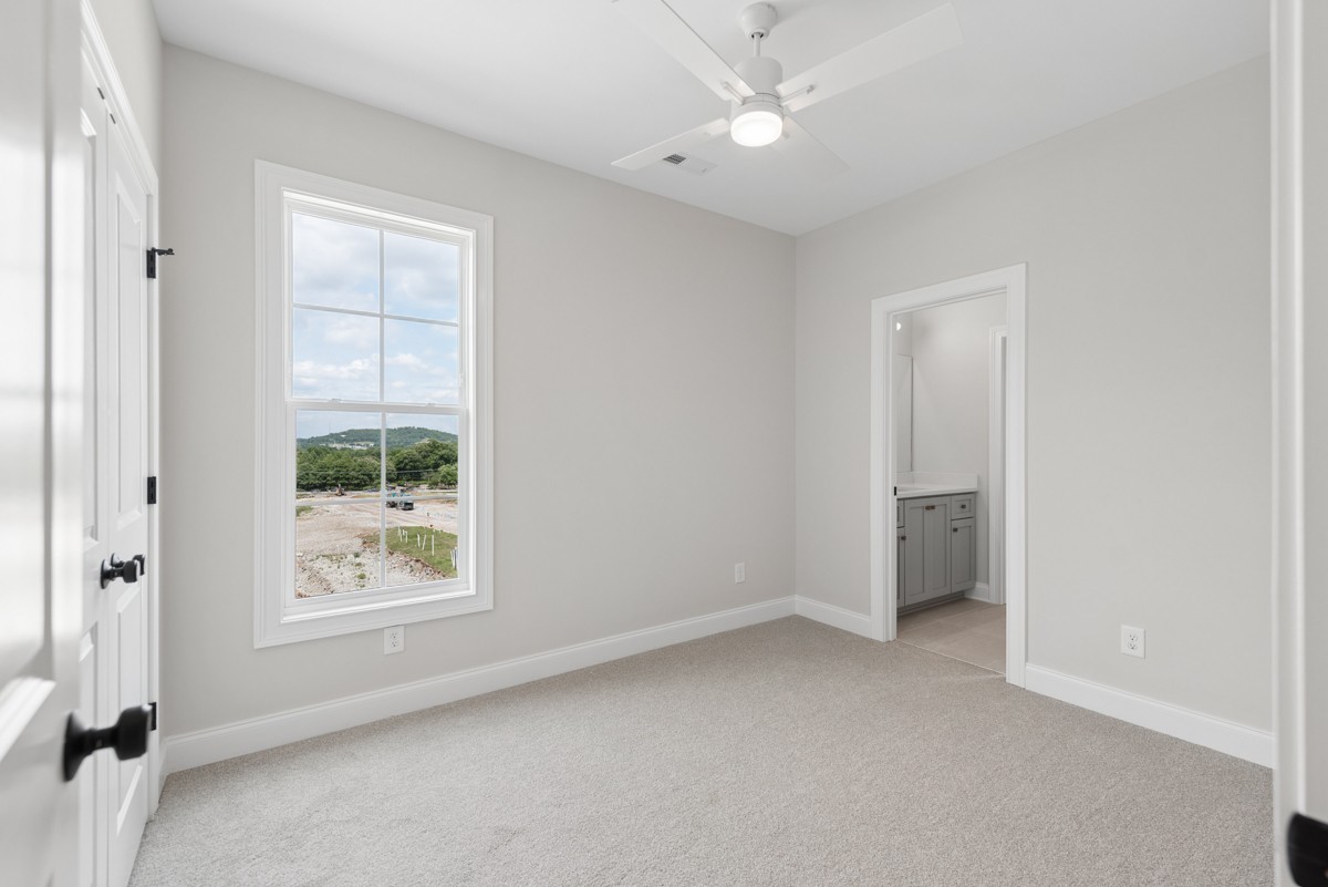 4015 Forestside Dr Property Photo 31