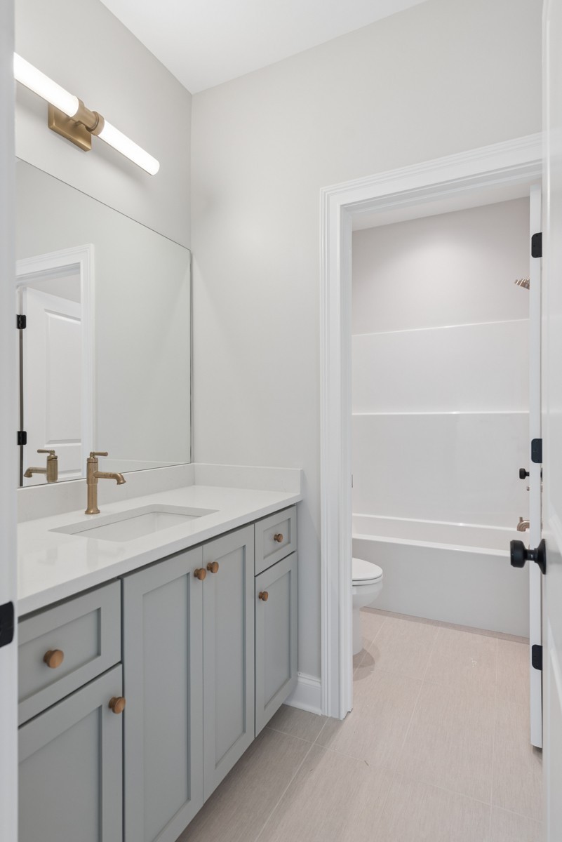 4015 Forestside Dr Property Photo 32