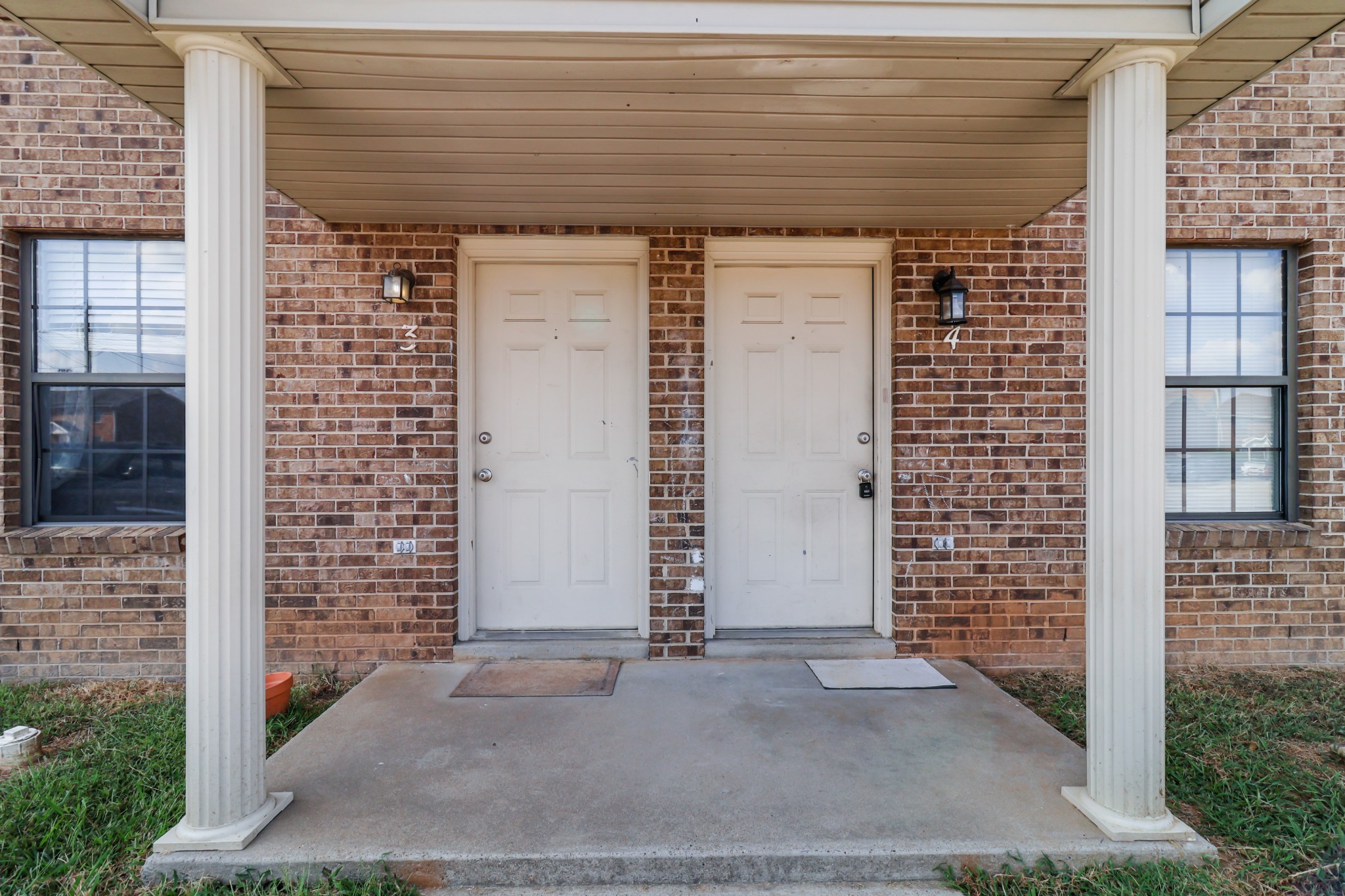 369 Peabody Dr Property Photo 2