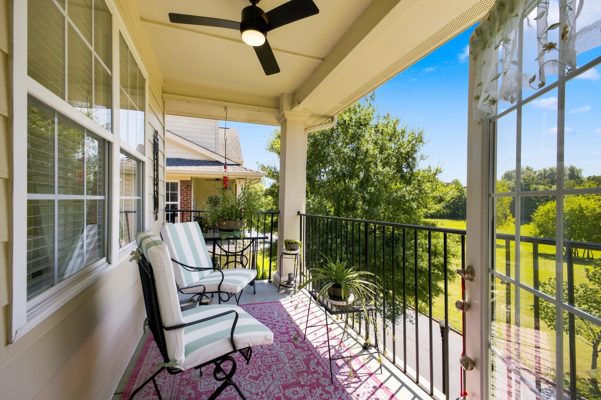 3201 Aspen Grove Dr Property Photo 4