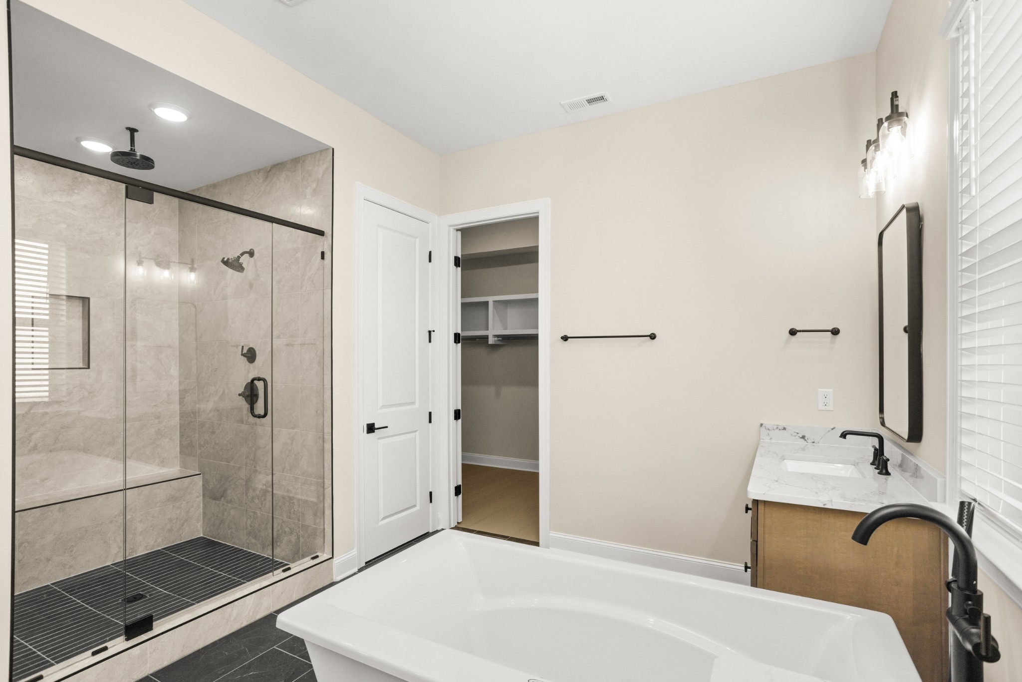 5965 Hunt Valley Drive Property Photo 37