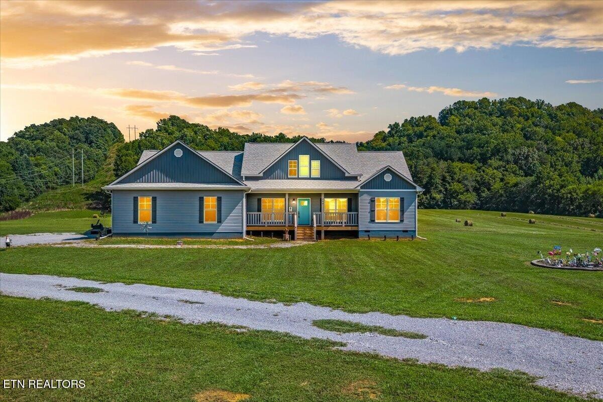288 Highway 307 Property Photo 1