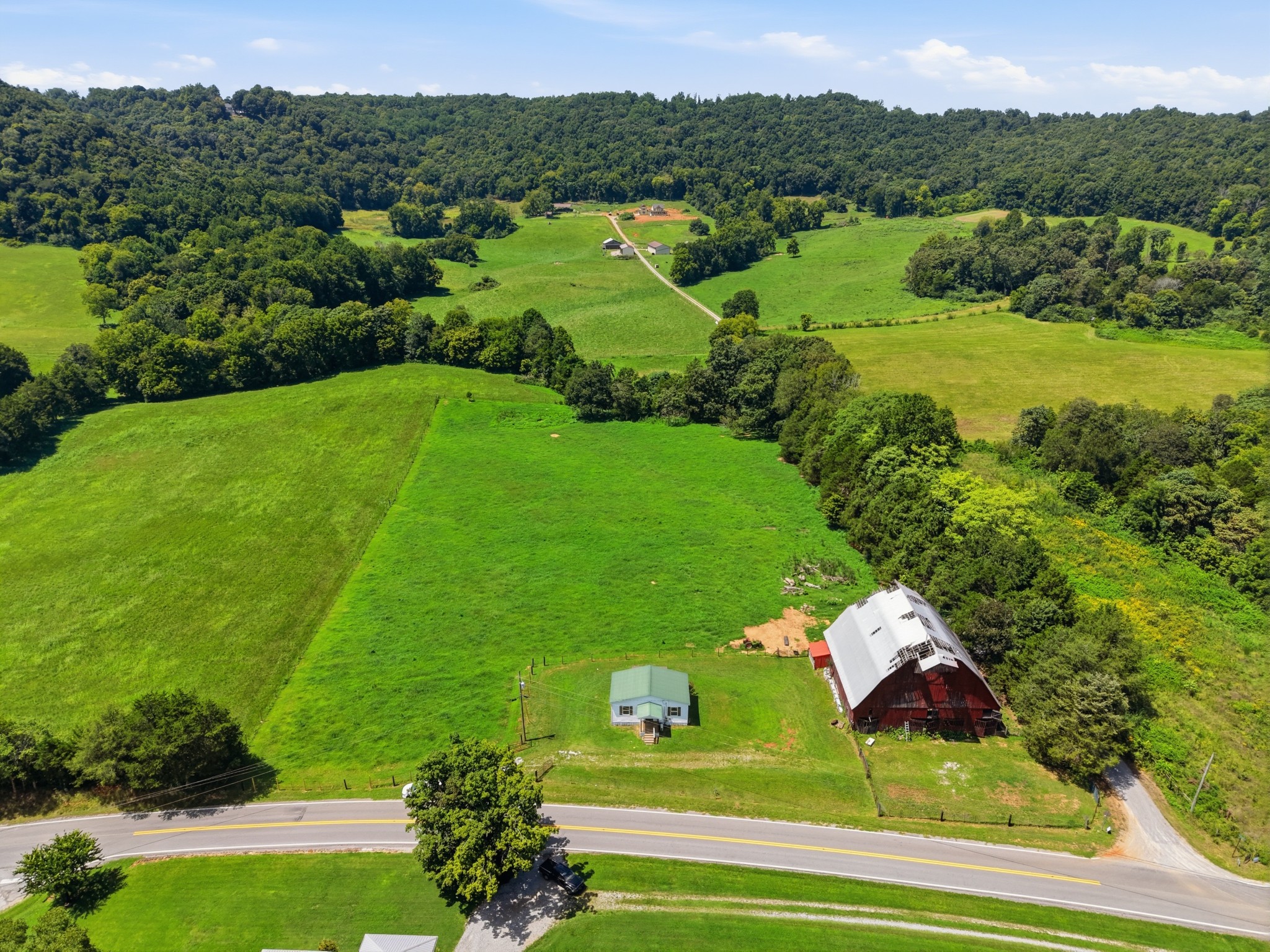 17904 Old Kentucky Rd Property Photo 3