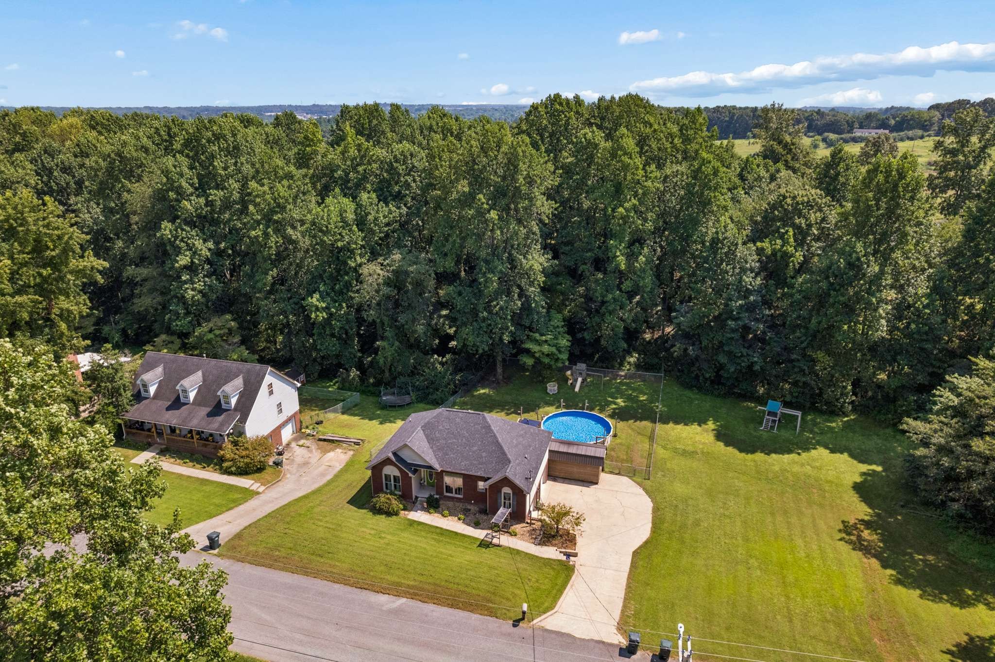 183 Hickory Hollow Dr Property Photo 1