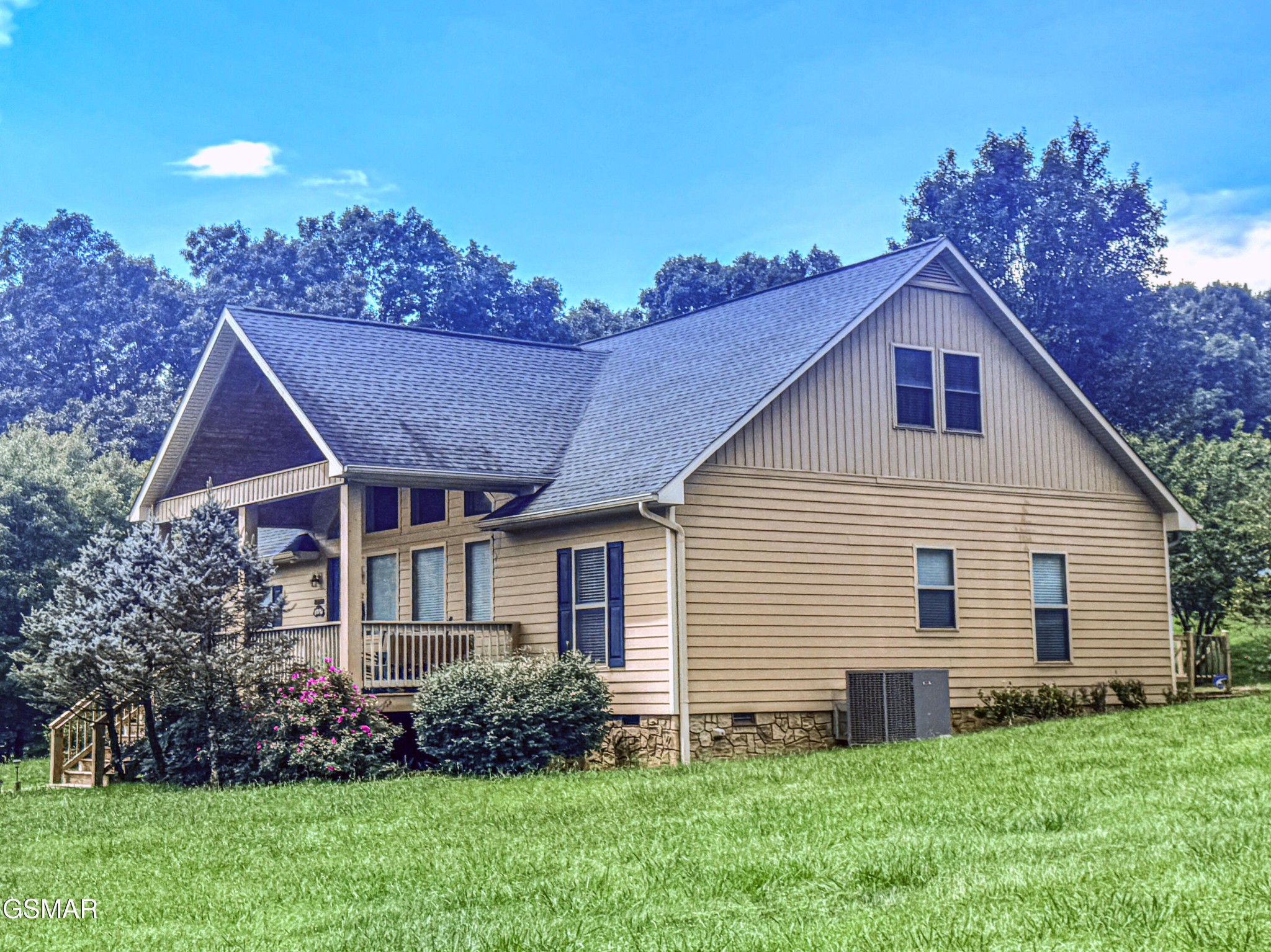 3652 Boxwood Lane Property Photo 1