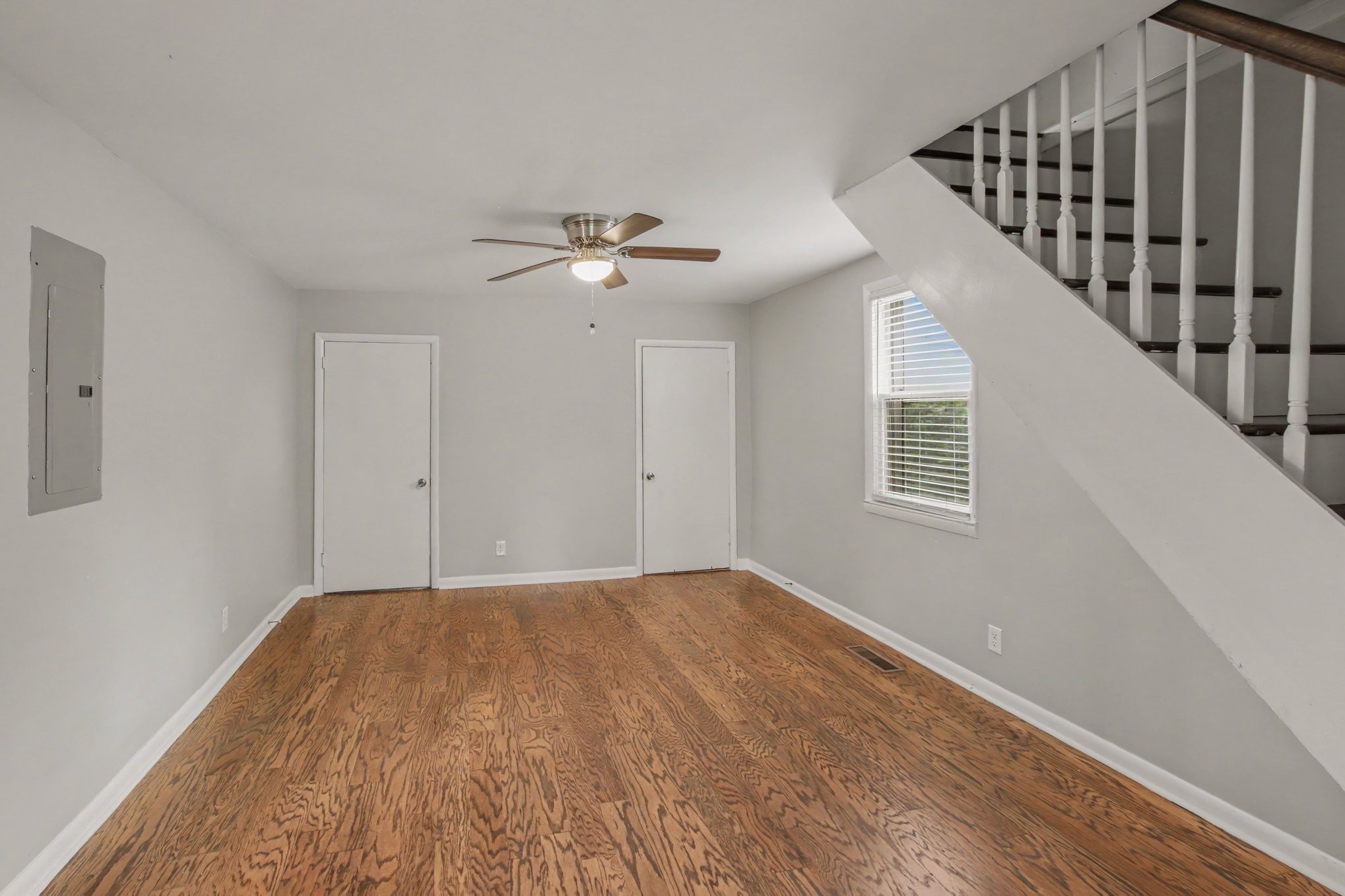4911 Pearson Pl Property Photo 2