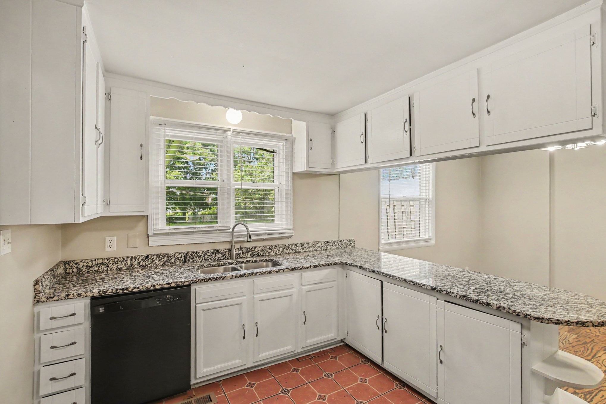 4911 Pearson Pl Property Photo 4