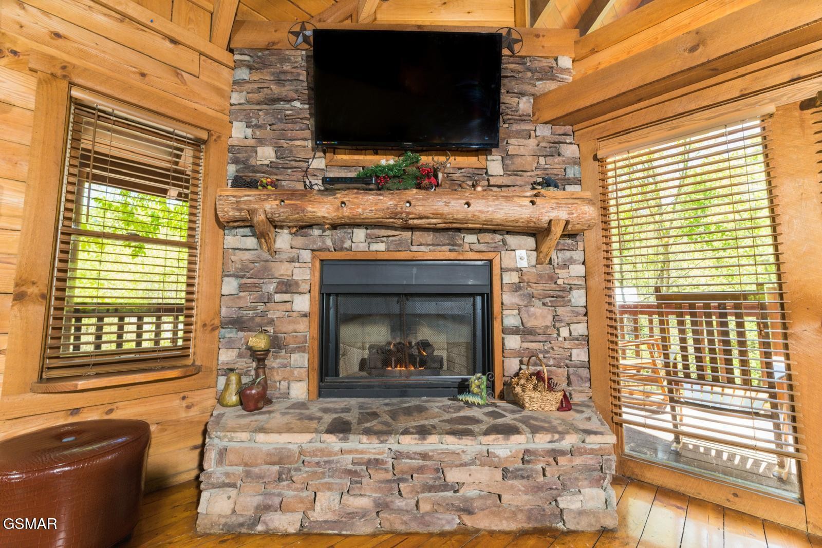 1009 Ravens Ford Way Property Photo 14
