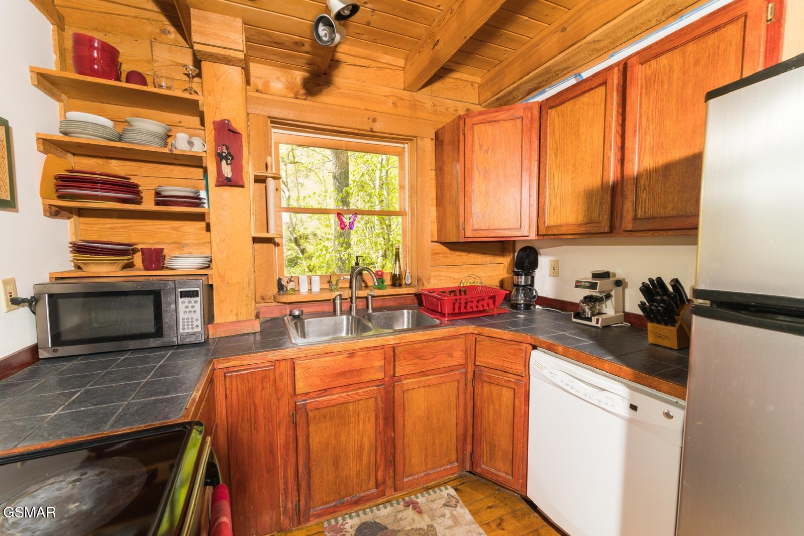 1009 Ravens Ford Way Property Photo 17