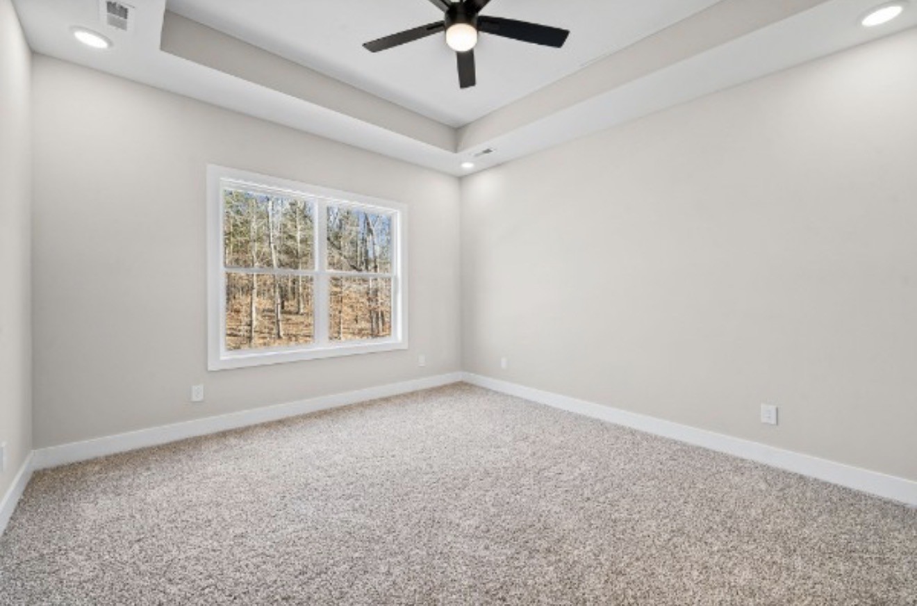 253 Wayne Hall Rd Property Photo 9