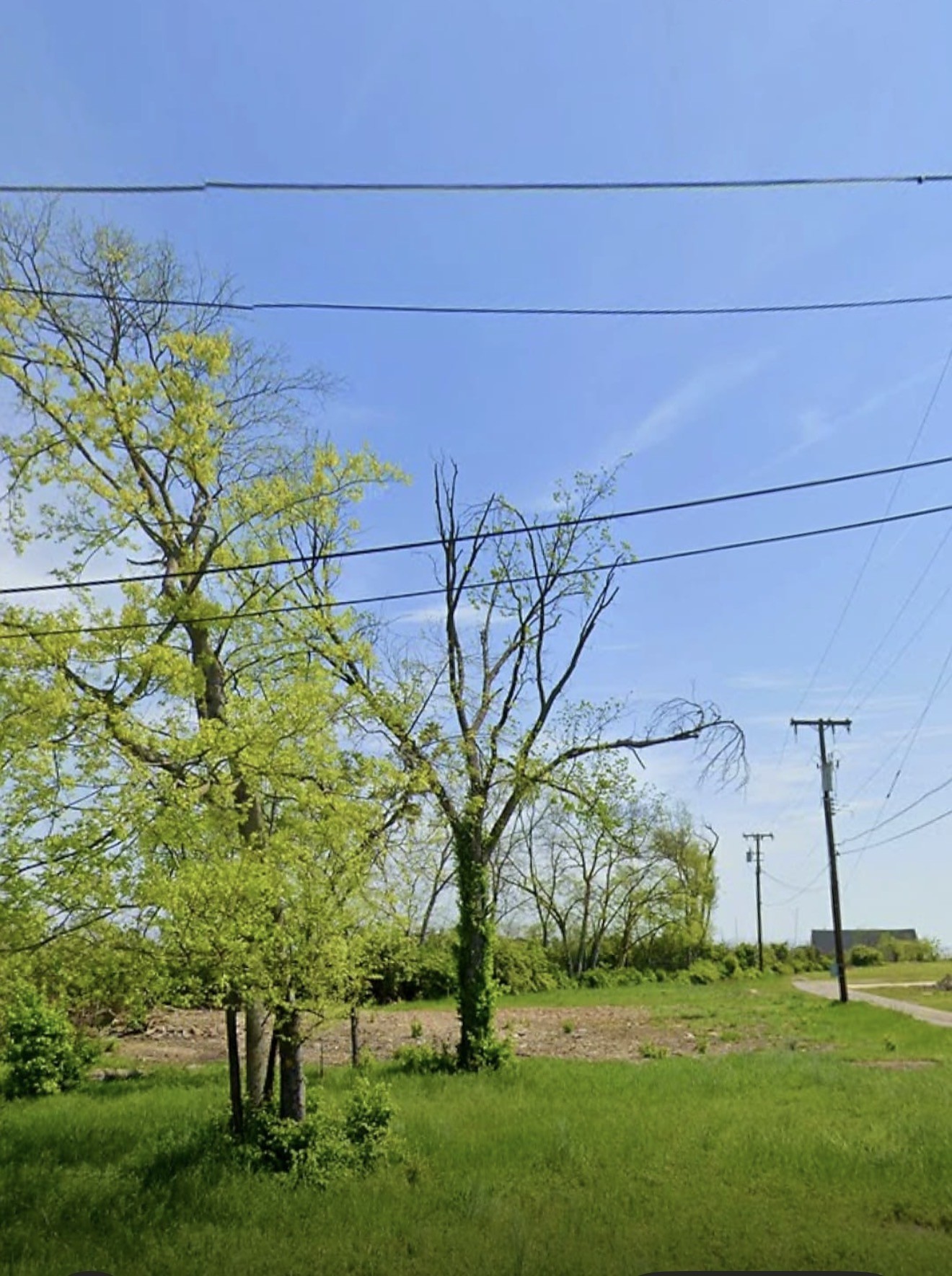 1217 Scovel Property Photo 1