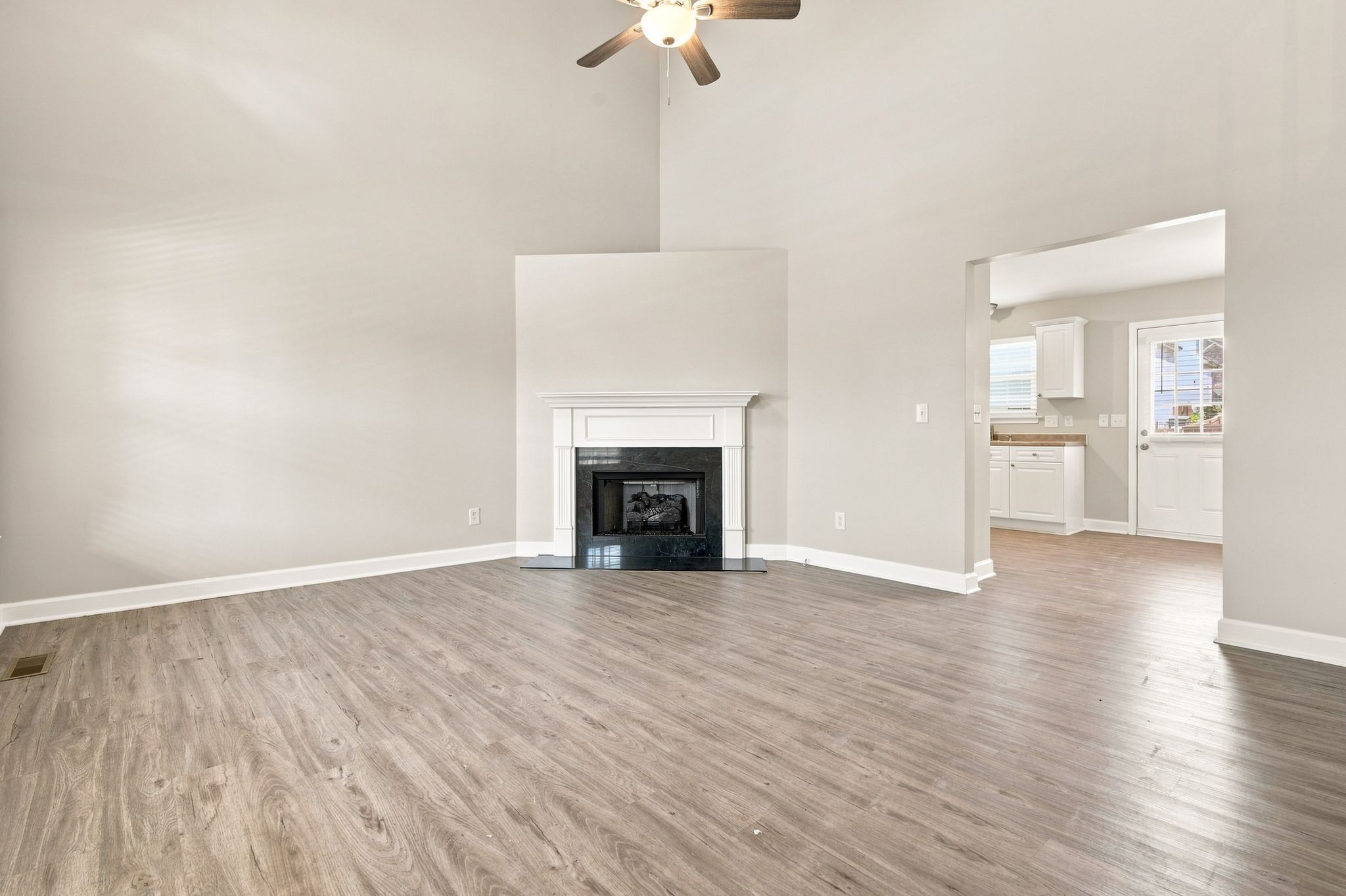 5103 Citation Ct Property Photo 7