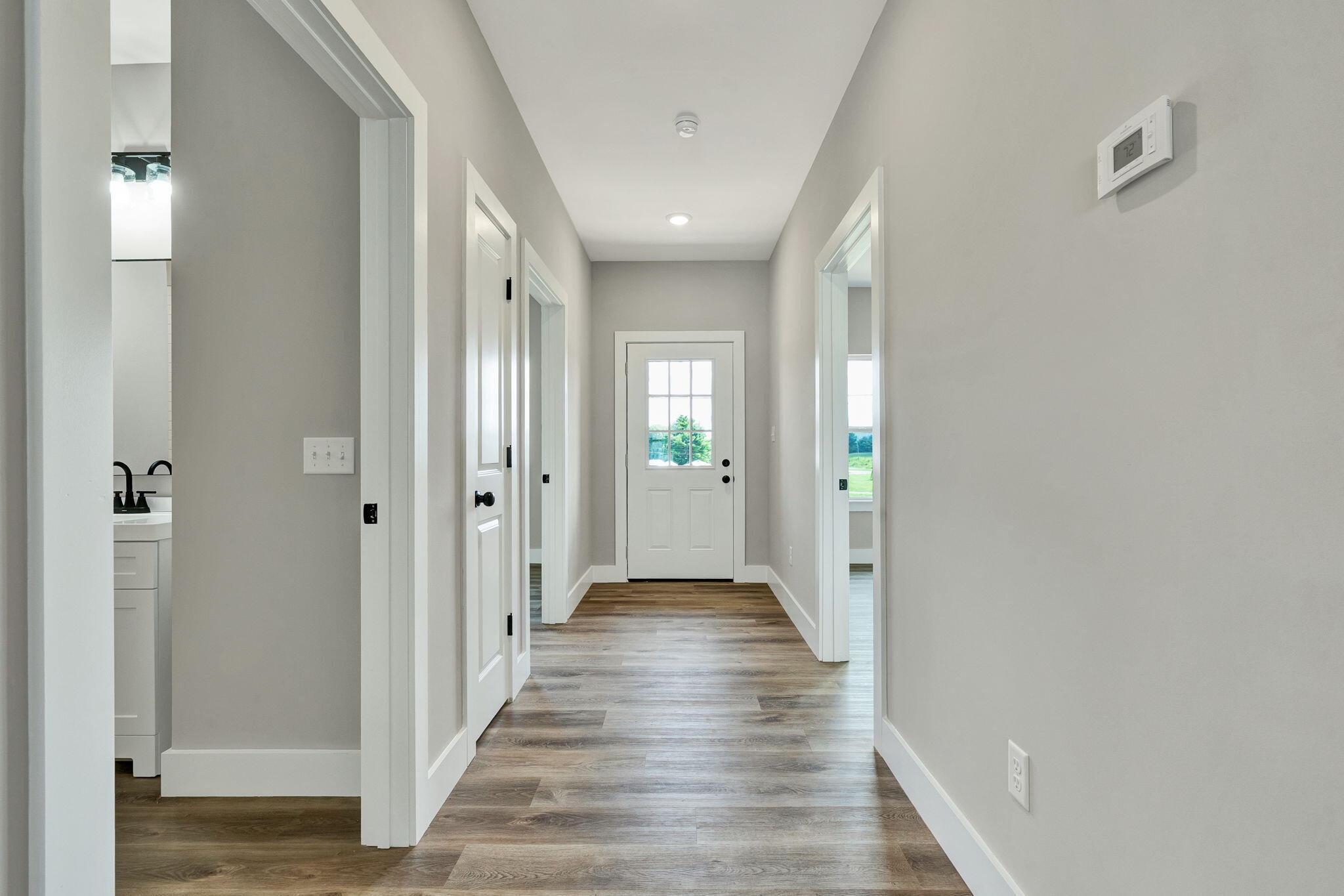 1090 Congress Parkway, N Property Photo 12
