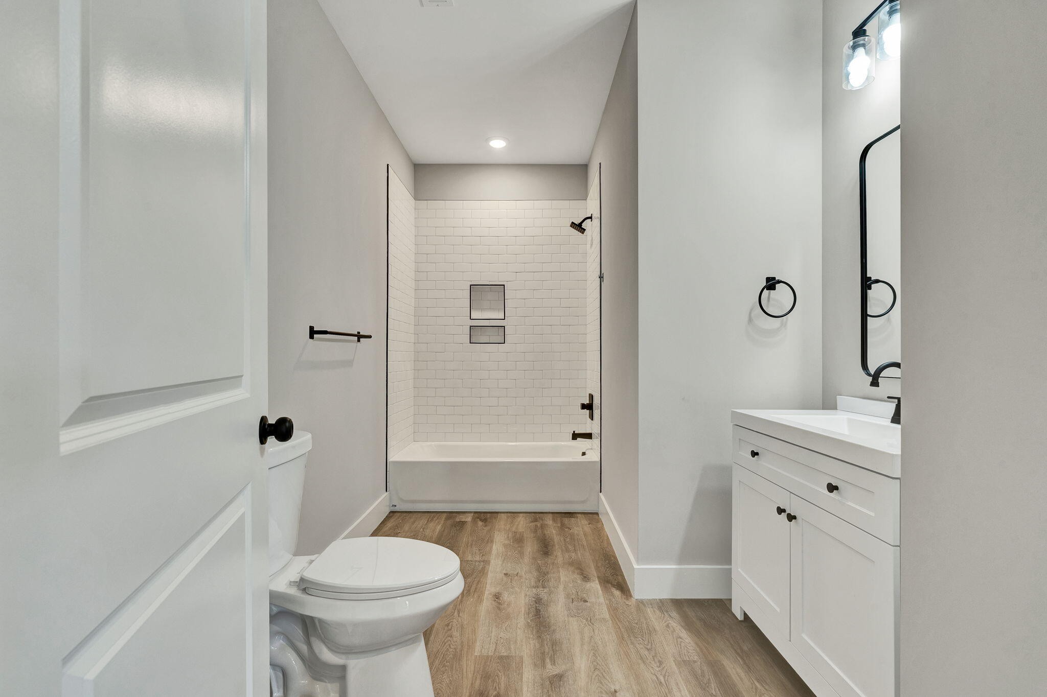 1090 Congress Parkway, N Property Photo 15