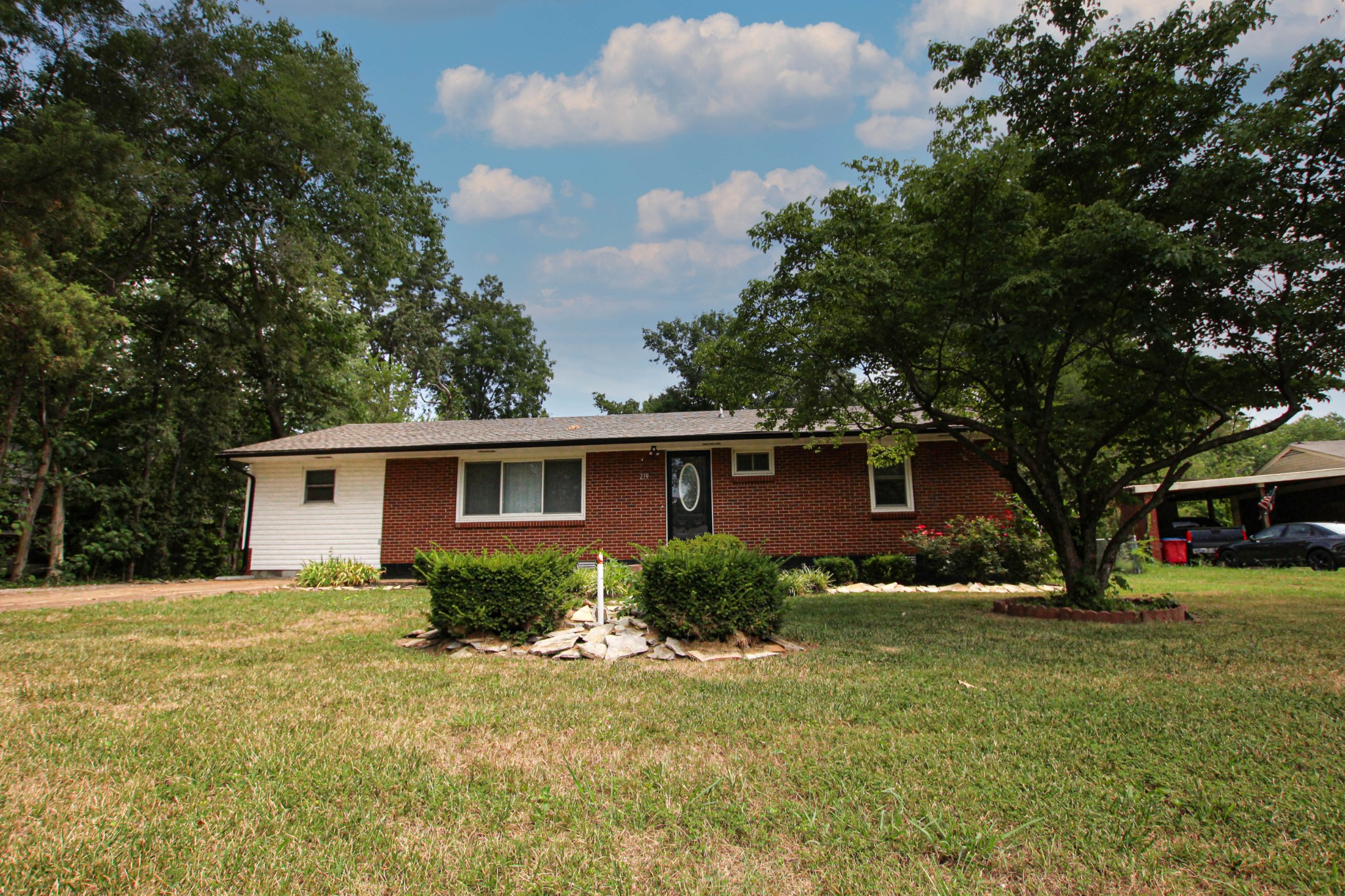 219 Hallbrook Drive Property Photo 1