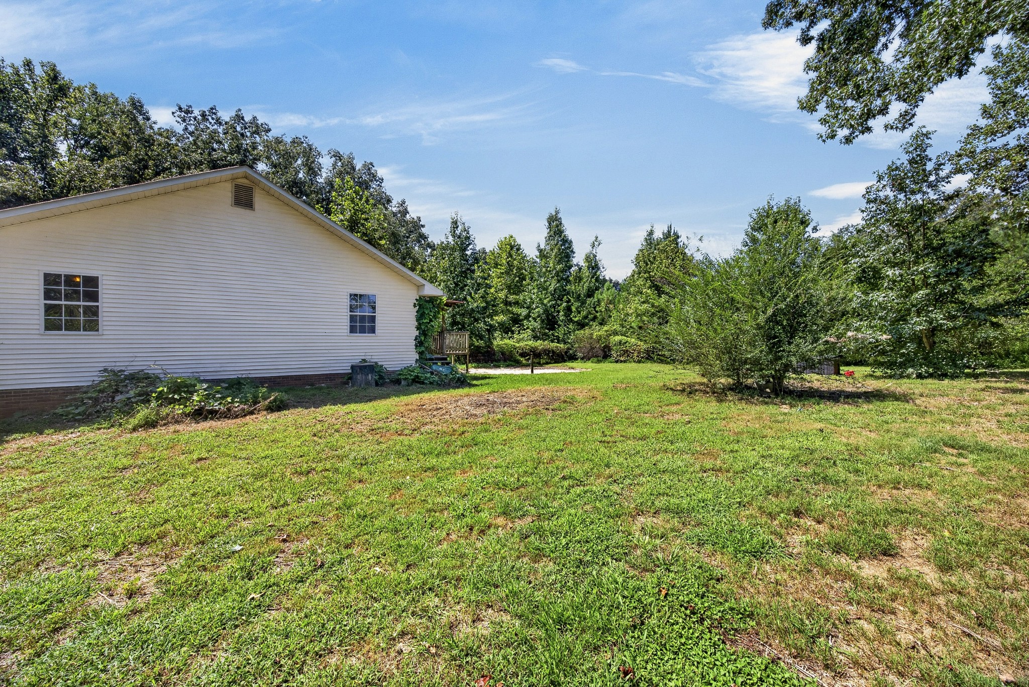 7220 Friendly Rd Property Photo 21