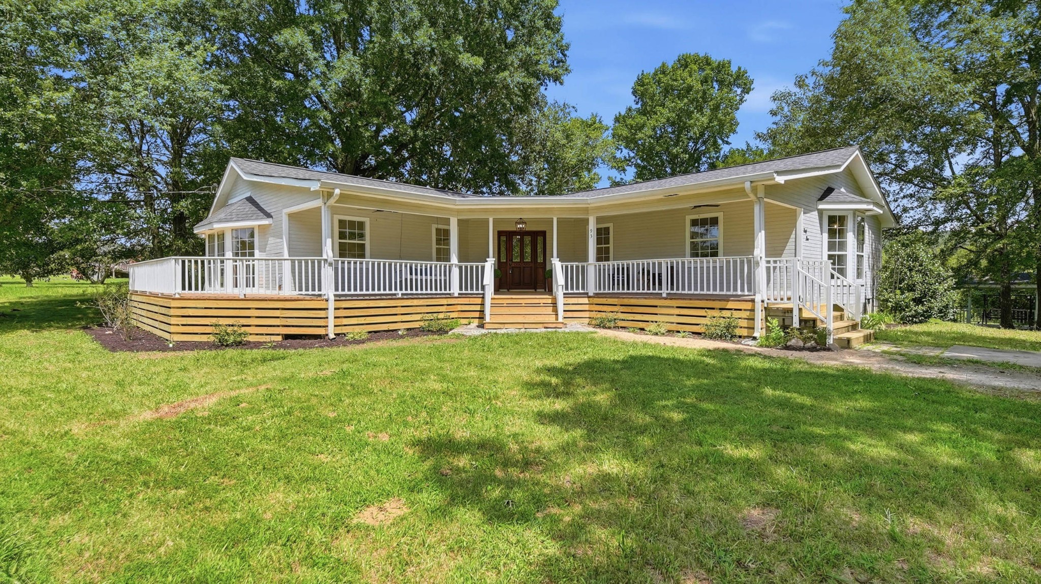 93 Gary Lane Property Photo 2