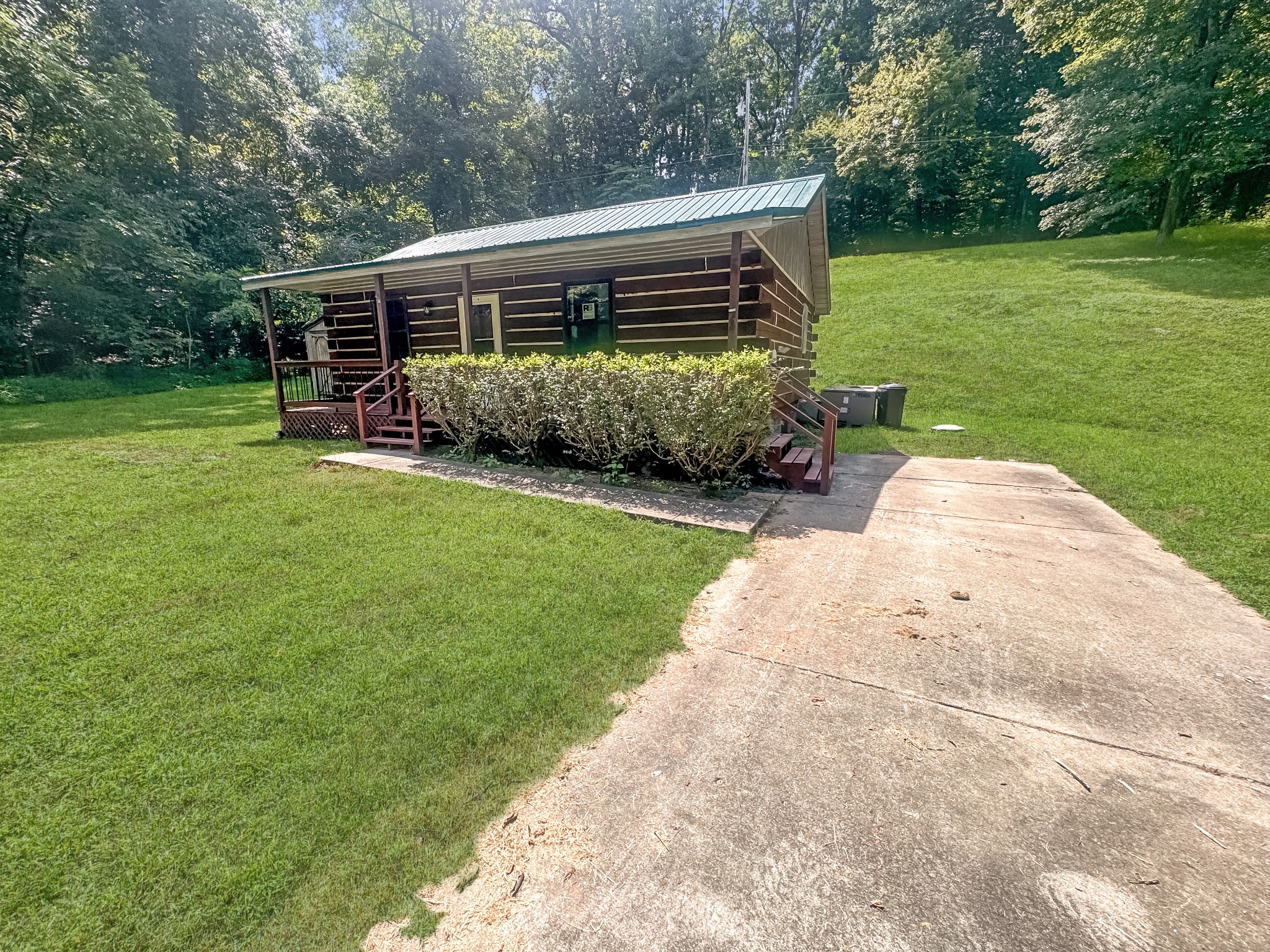 165 Lakeshore Dr Property Photo 15