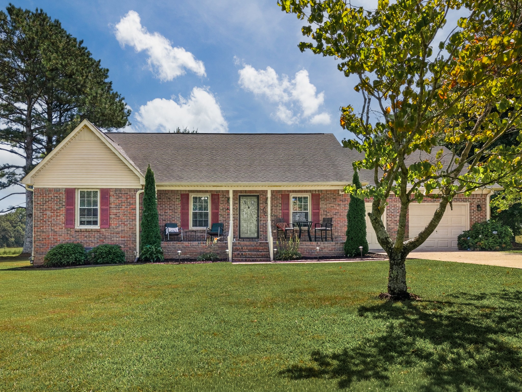 4023 Belle Orchard Dr Property Photo 1