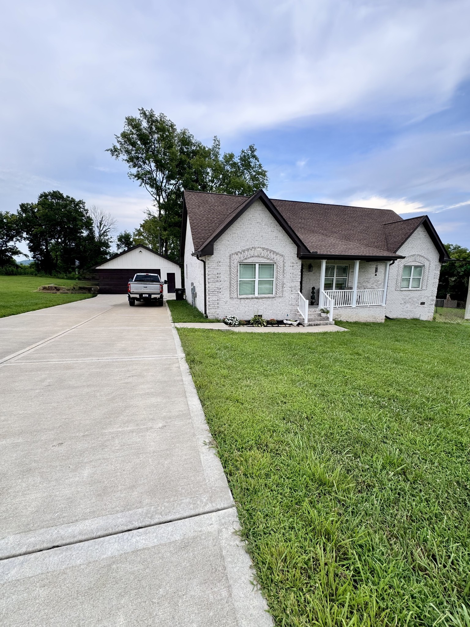 180 Mockingbird Ln Property Photo 6