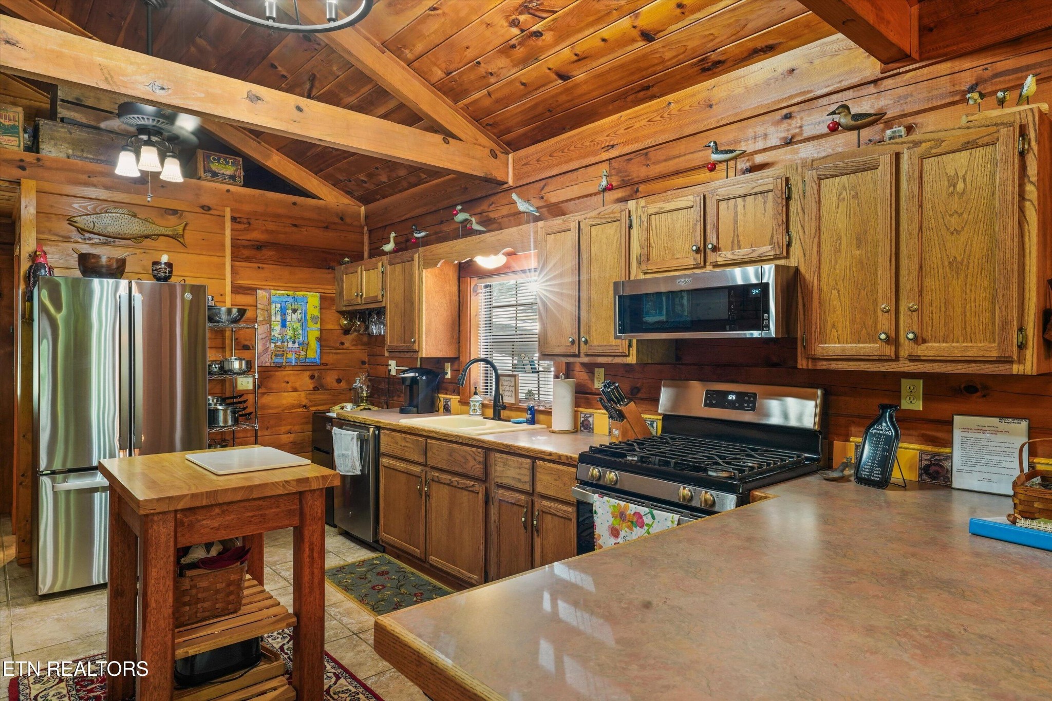 4023 Ole Smoky Way Property Photo 4