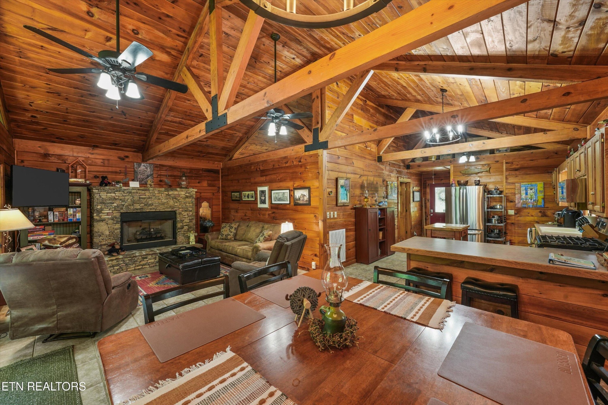 4023 Ole Smoky Way Property Photo 7