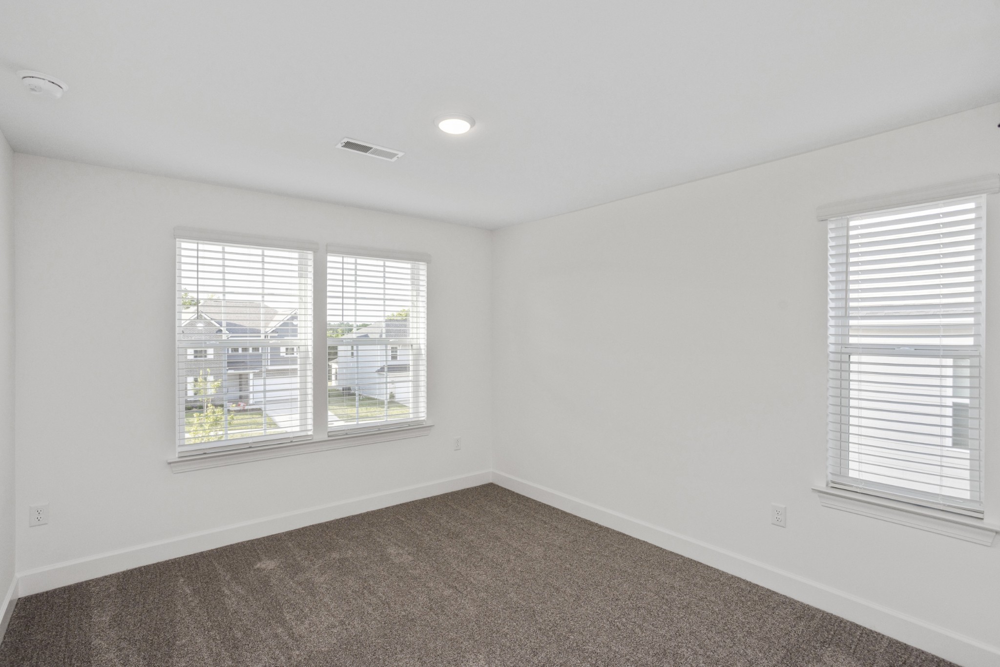 131 West Cassa Way Property Photo 20
