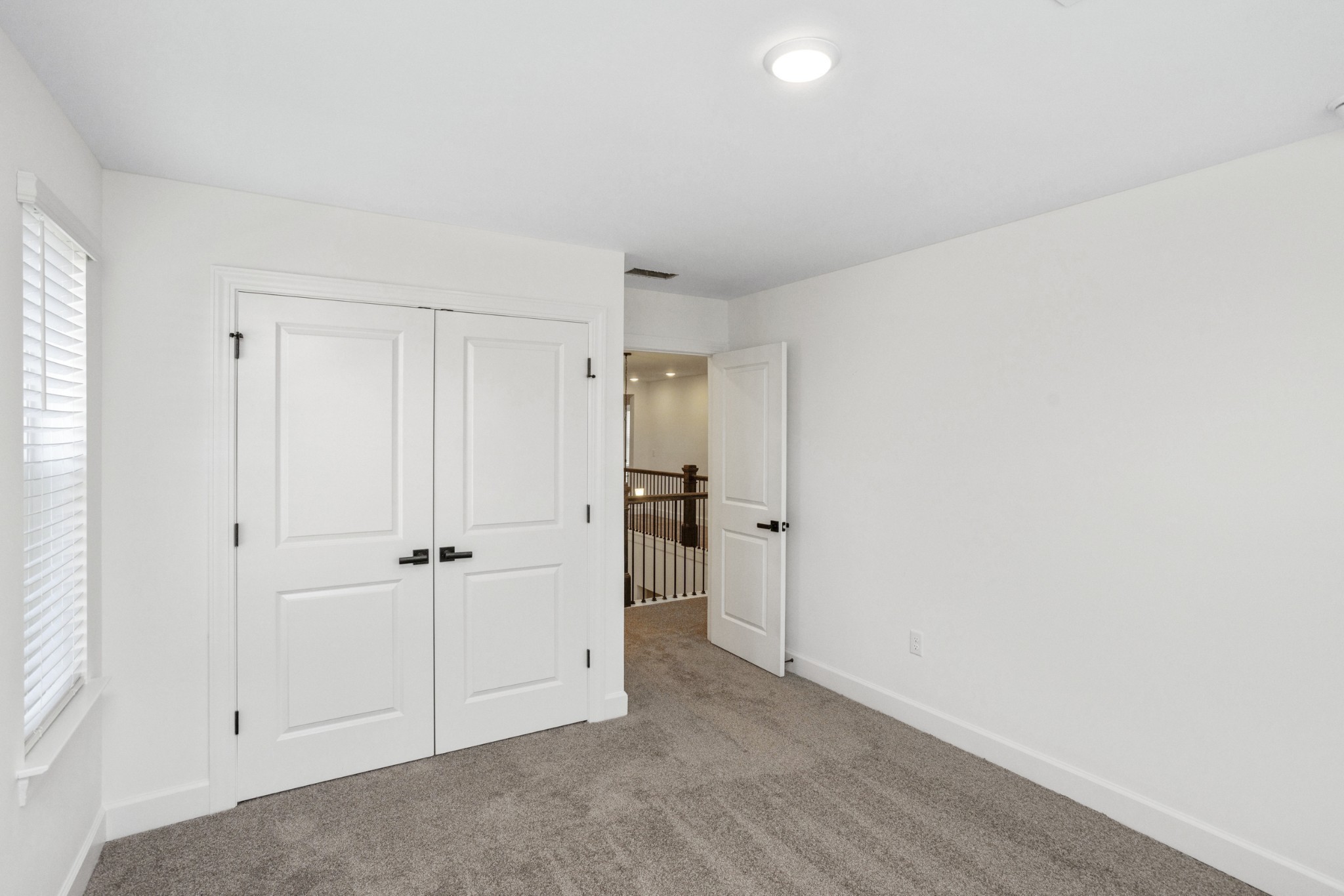 131 West Cassa Way Property Photo 22