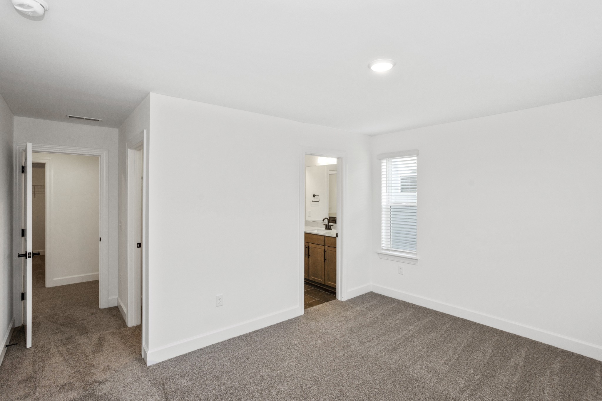 131 West Cassa Way Property Photo 24