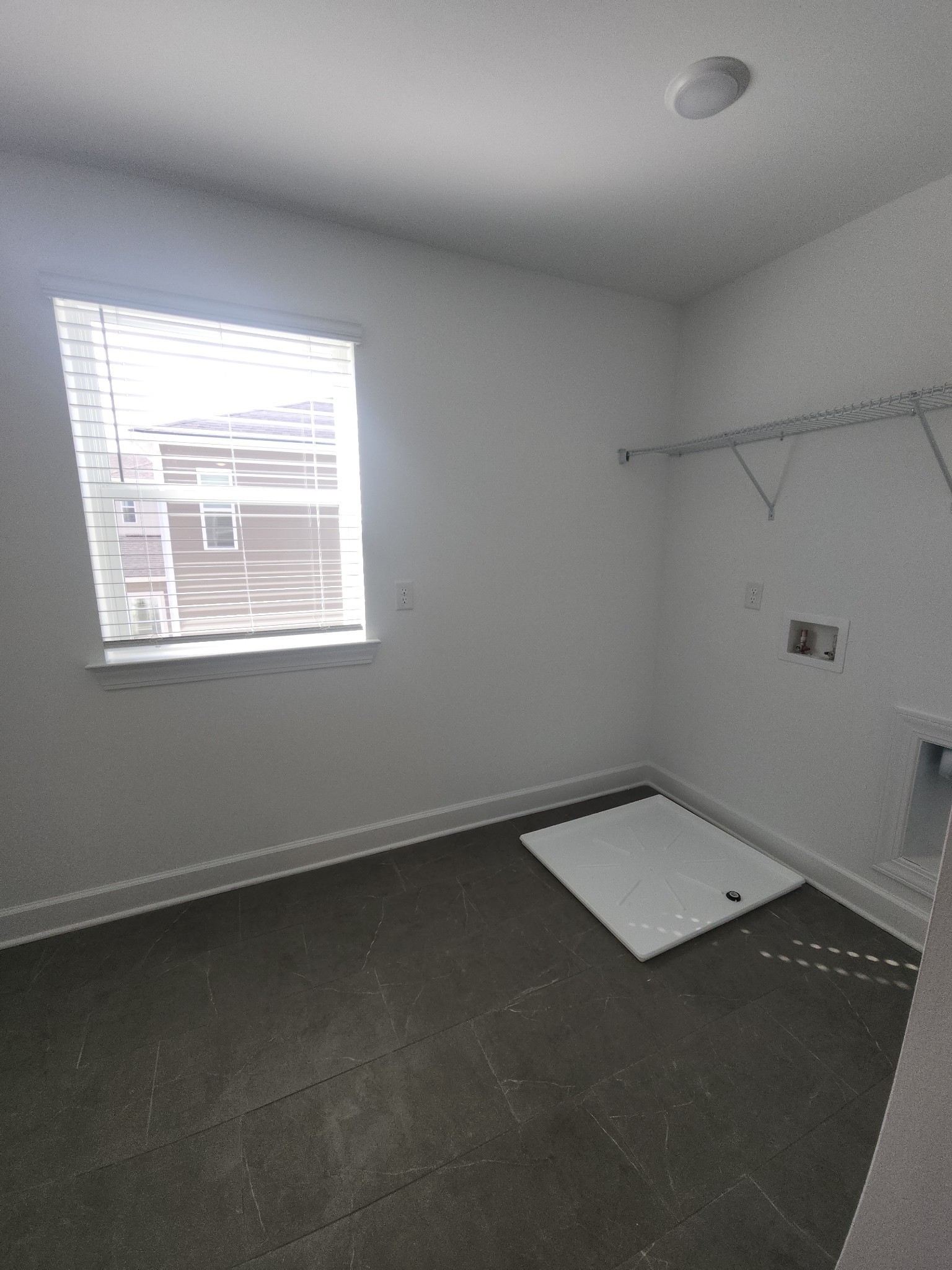 131 West Cassa Way Property Photo 38